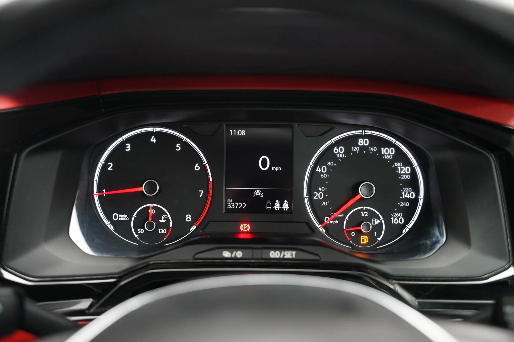 Volkswagen-Polo-image-7