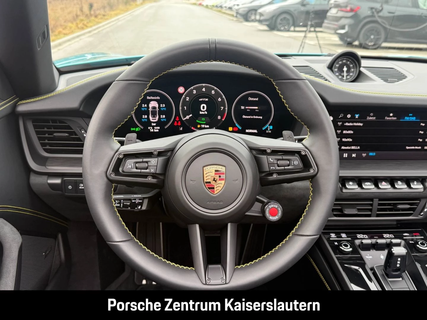 Porsche 911 992 Carrera 4 GTS Cabriolet Liftsystem-VA carrera