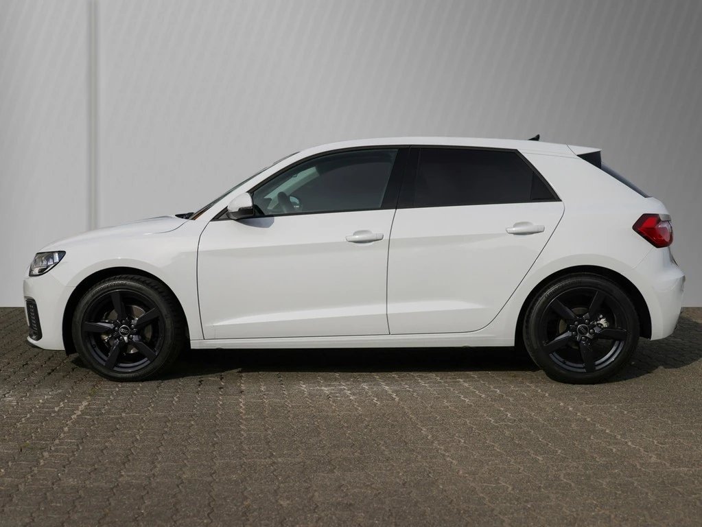 Audi-A1 Sportback-image-2