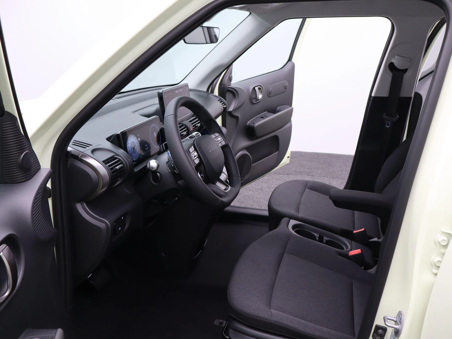 Hyundai-Inster-image-10