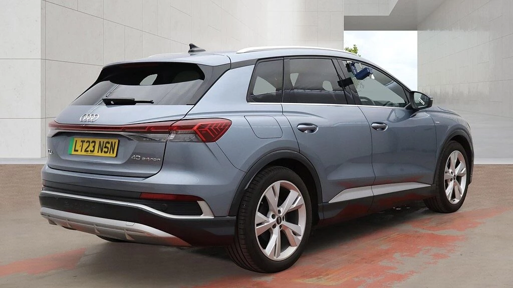 Audi-Q4 e-tron-image-3