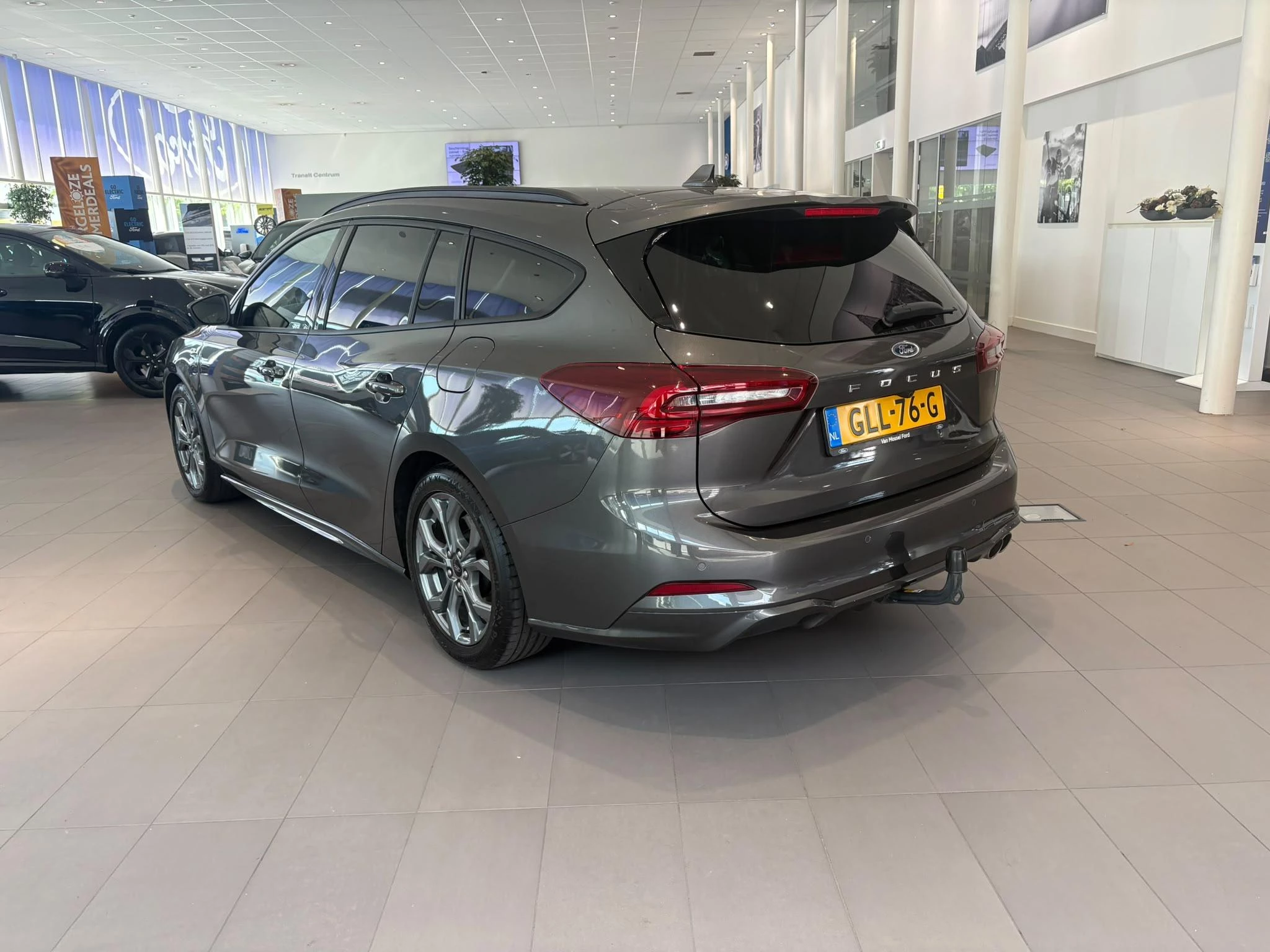Ford Focus Wagon 1.0 EcoBoost Hybrid ST Line X