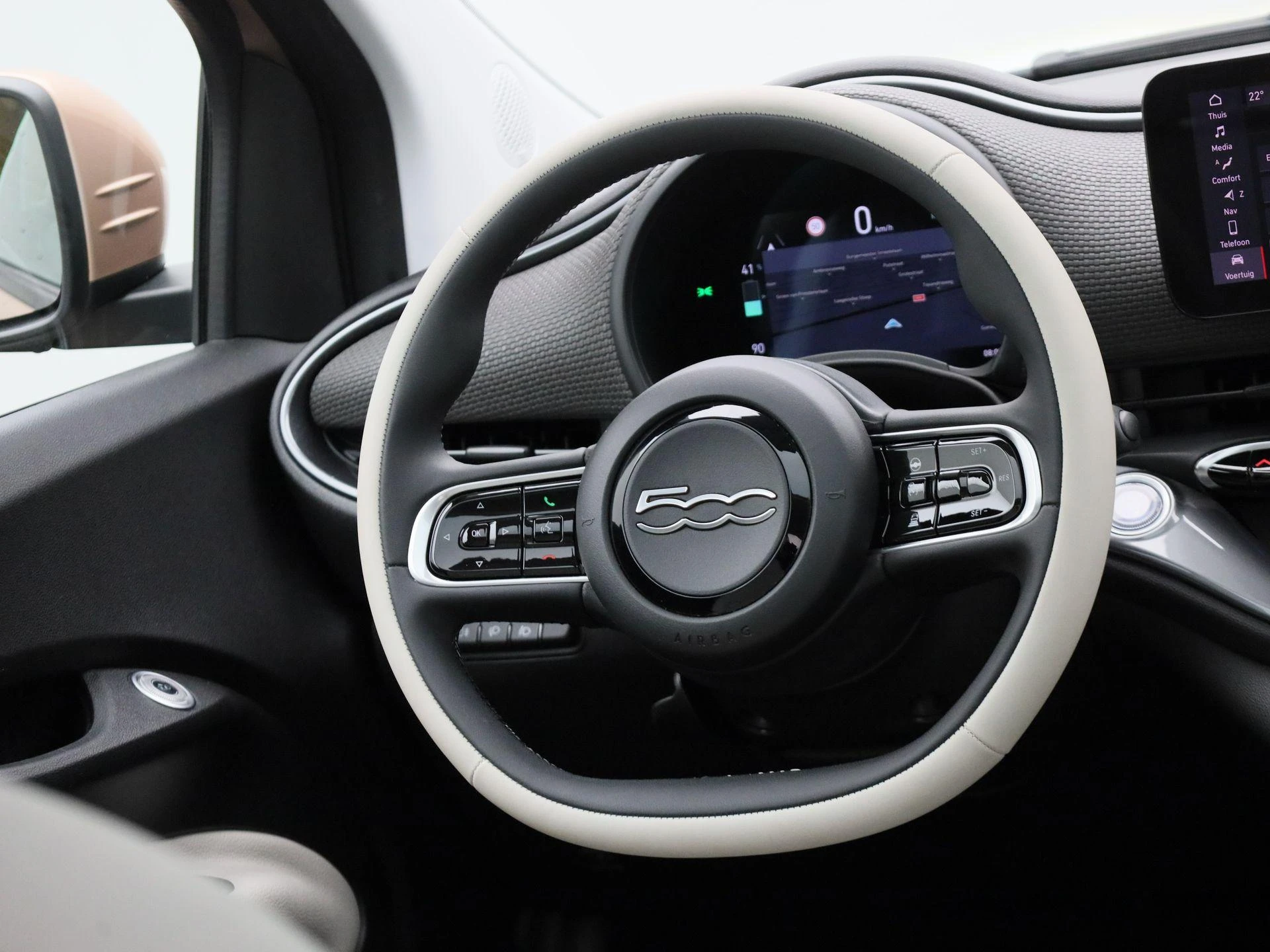 Fiat-500e-image-34