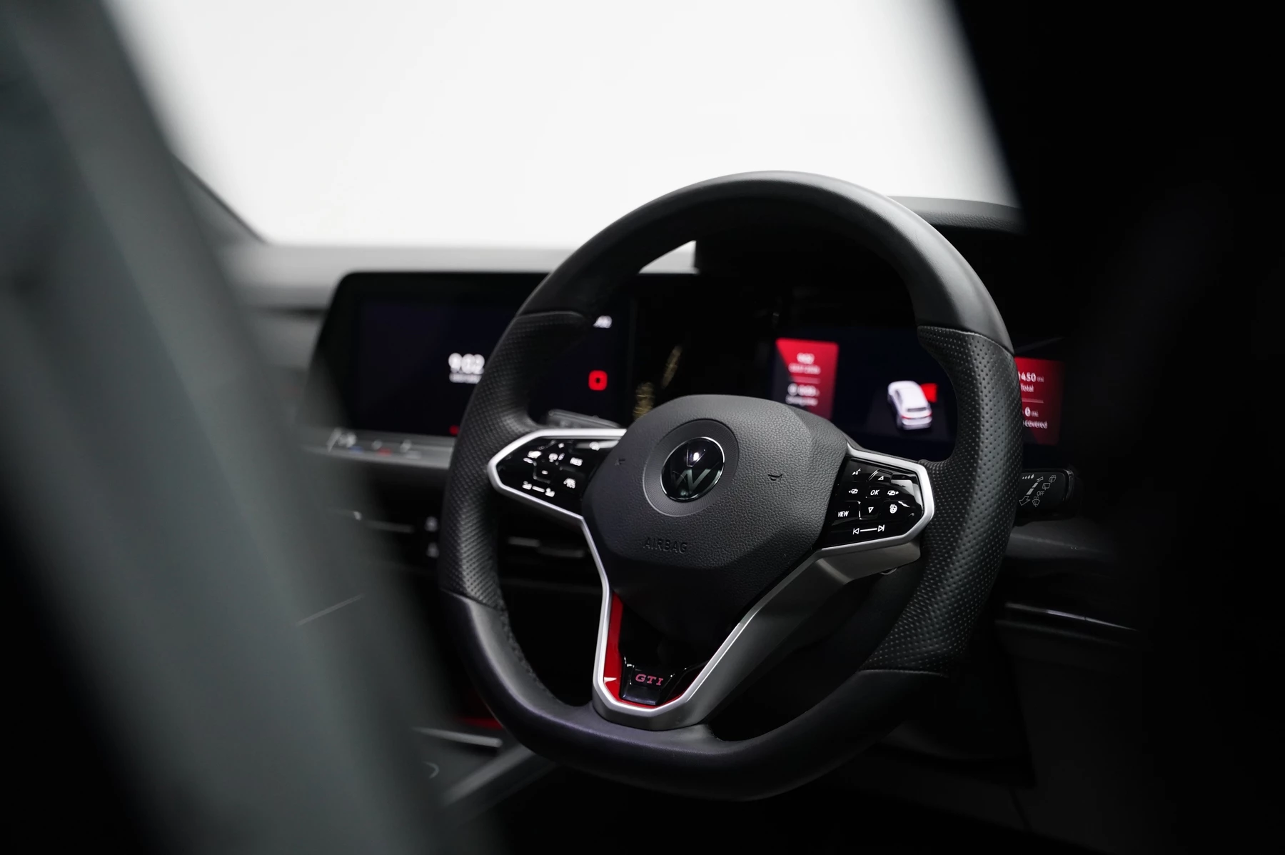 Volkswagen-Golf-image-16