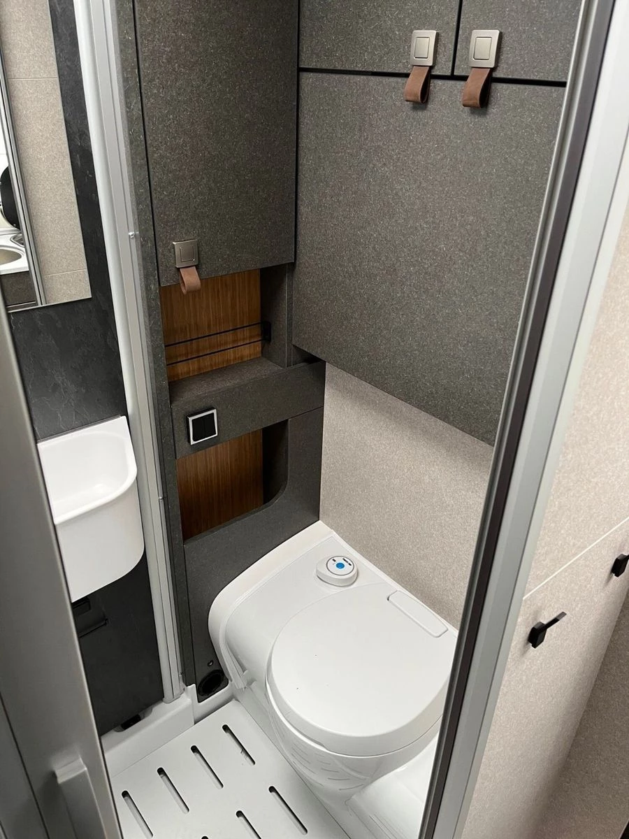 Hymer--image-13