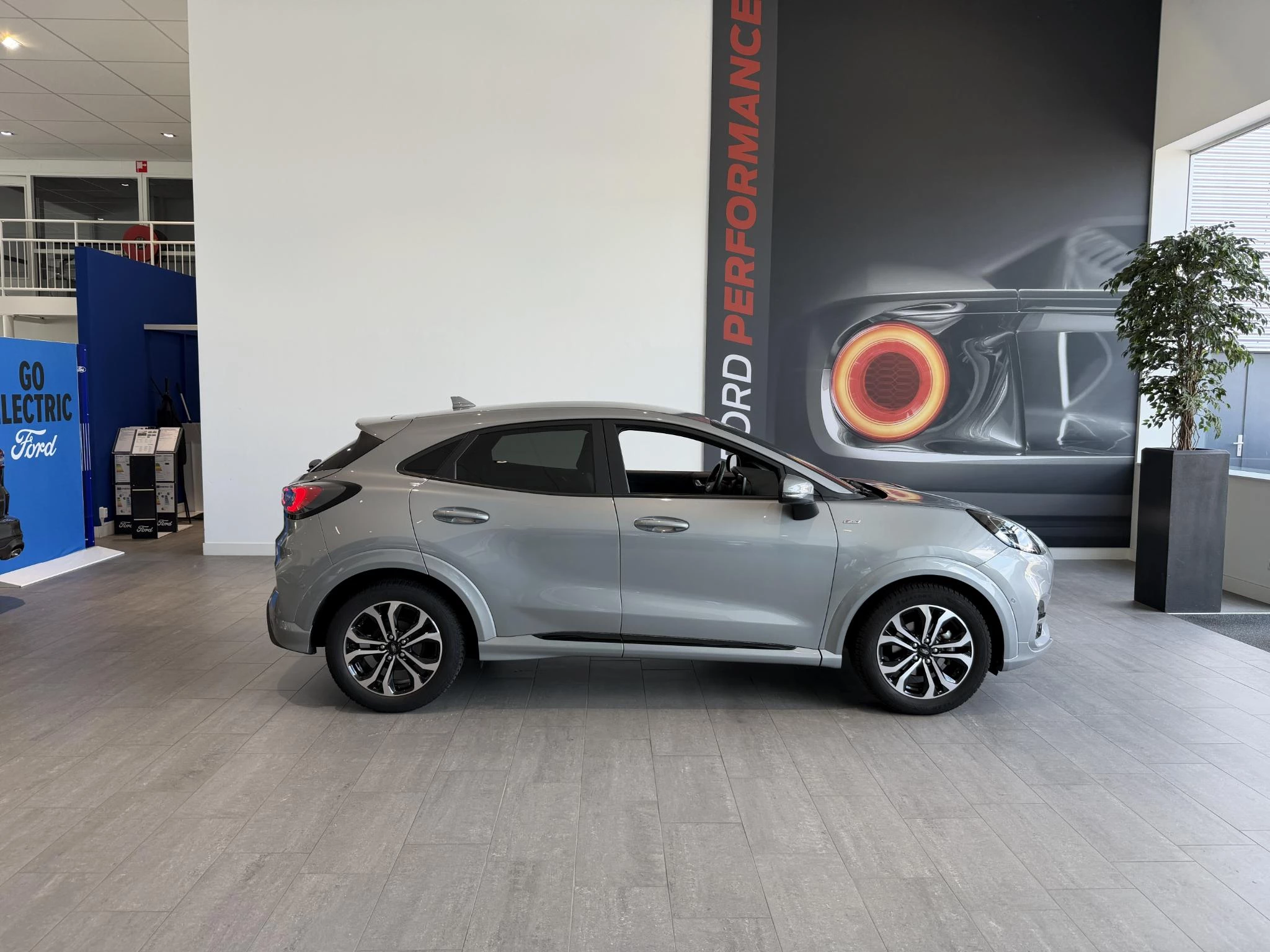 Ford Puma 1.0 EcoBoost Hybrid ST-Line X