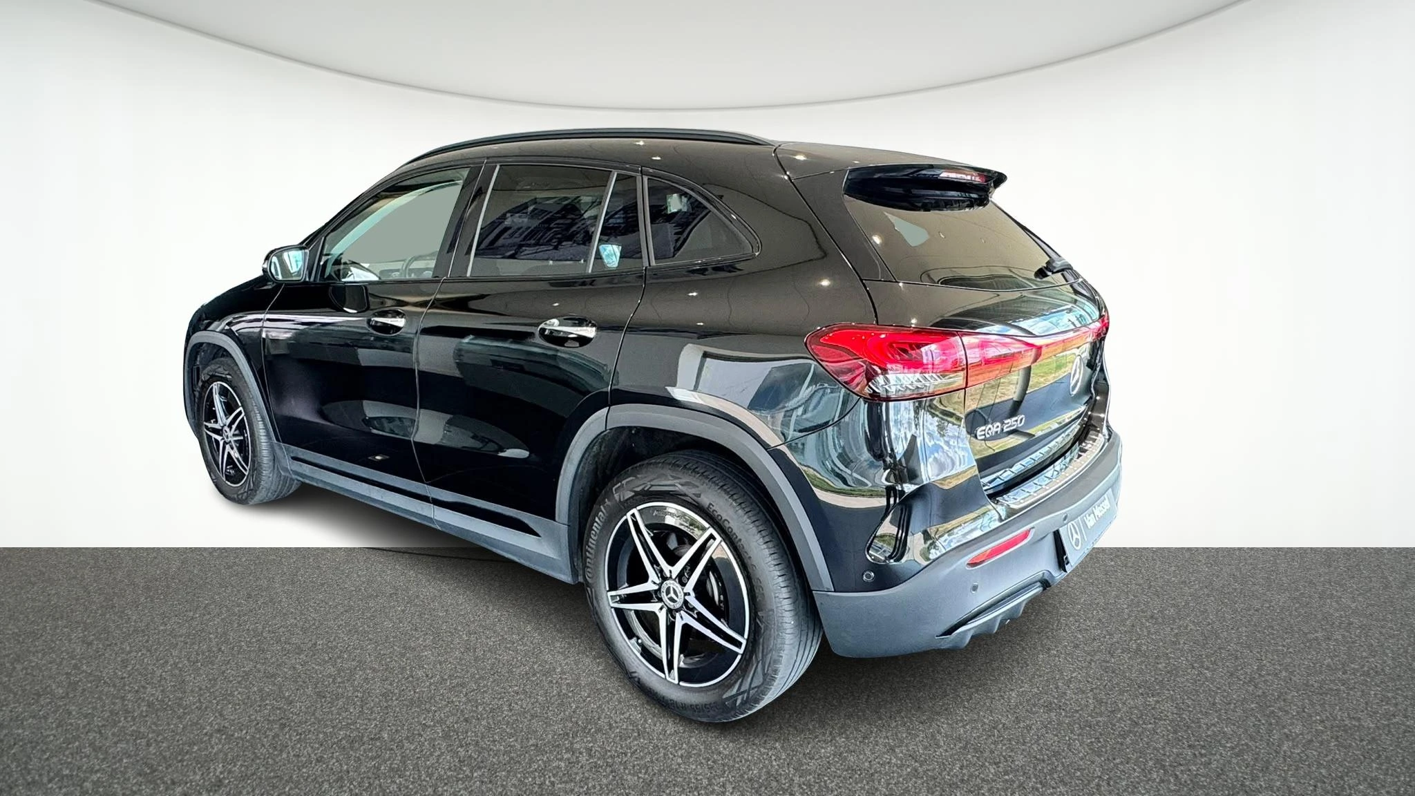 Mercedes-Benz EQA 250 AMG Line + CARPLAY + TREKHAAK + NIGHTPAKKET +