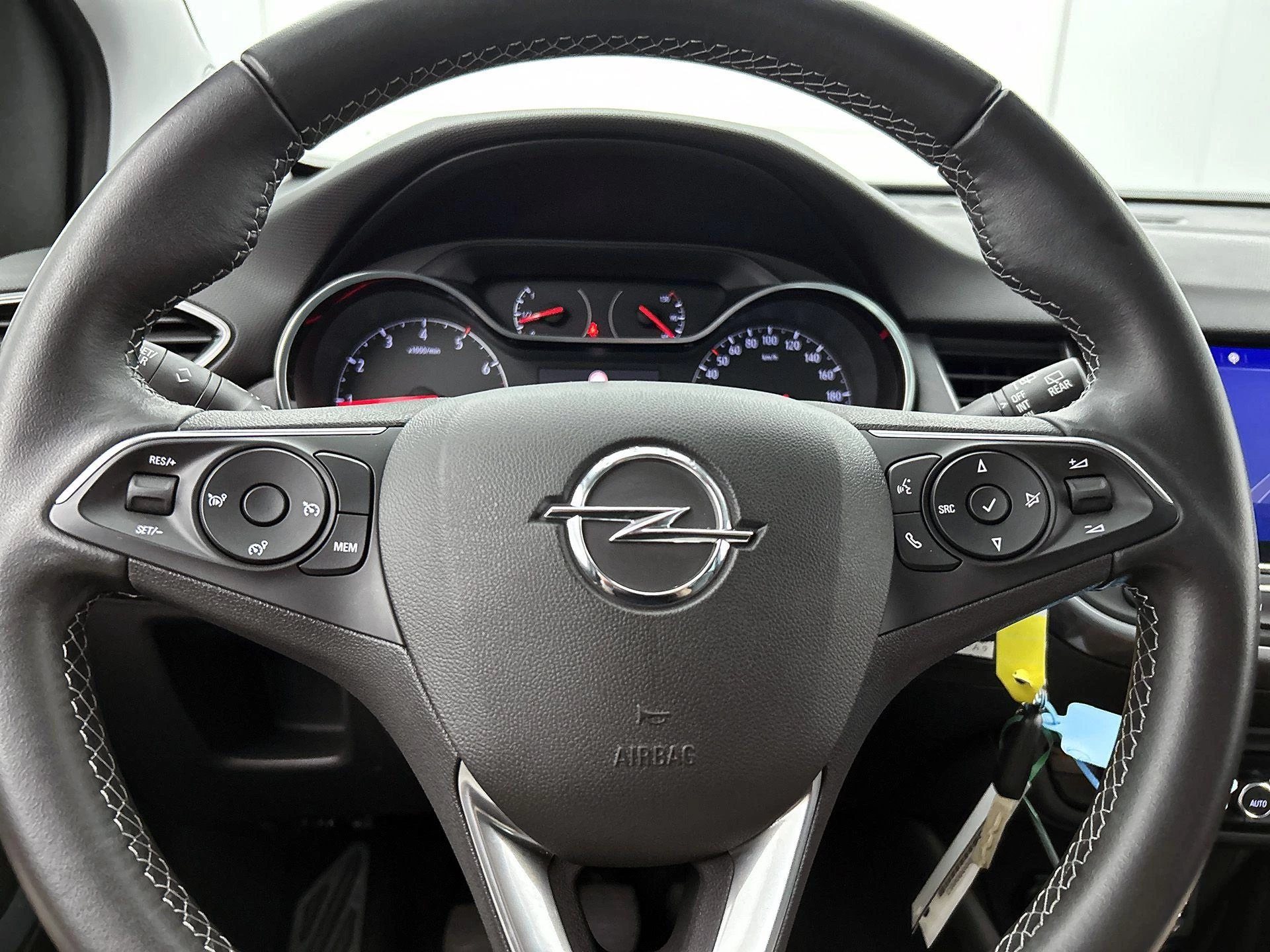 Opel-Crossland-image-30