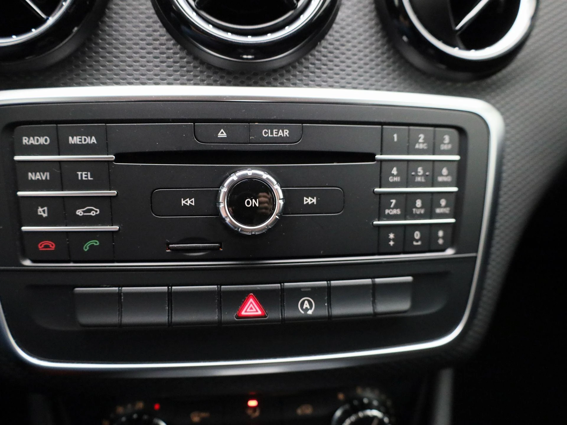 Mercedes-Benz-A-Klasse-image-19