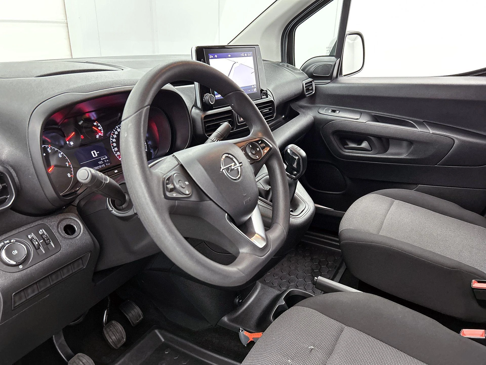 Opel-Combo-image-11