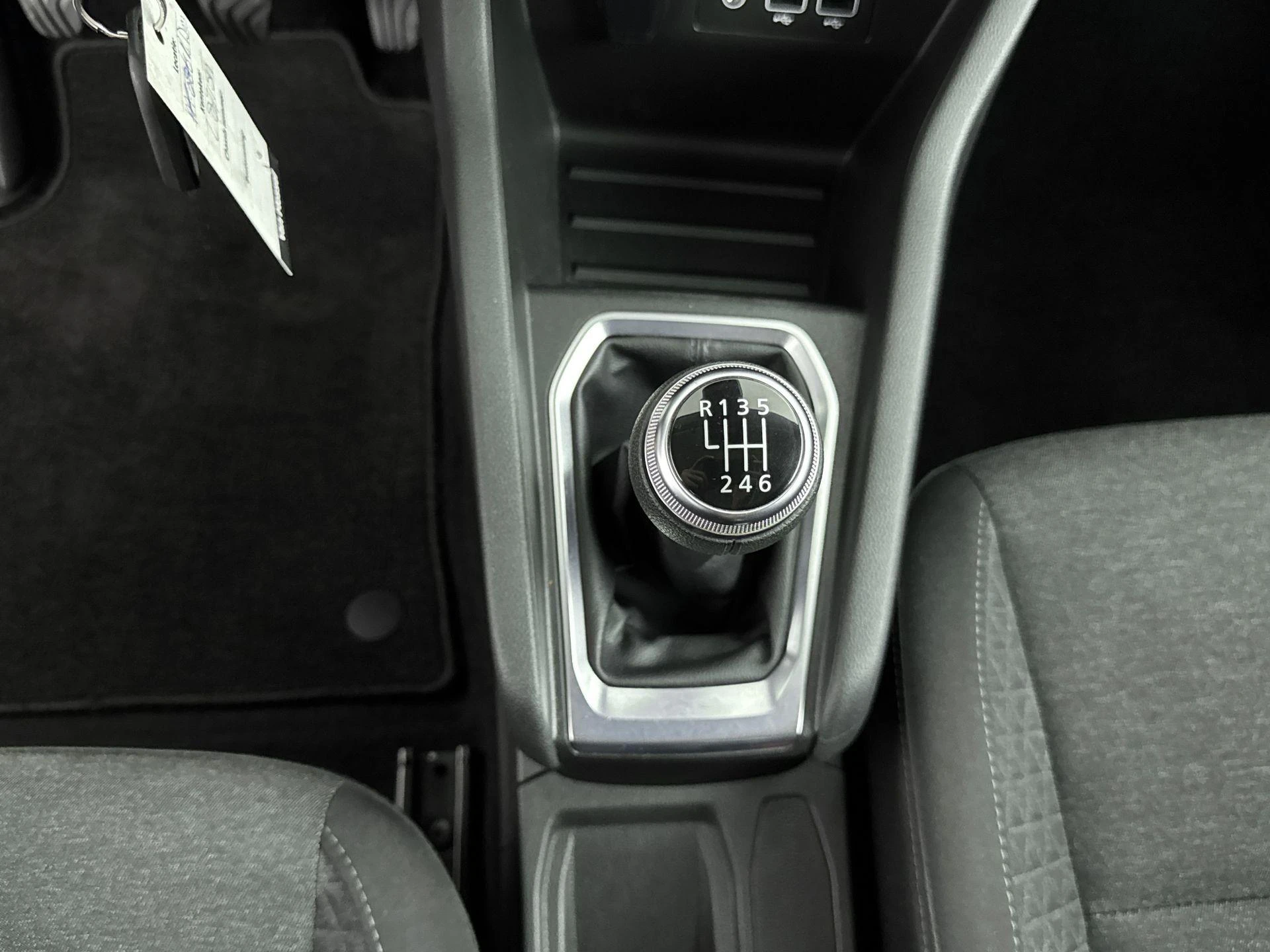 Renault-Clio-image-22