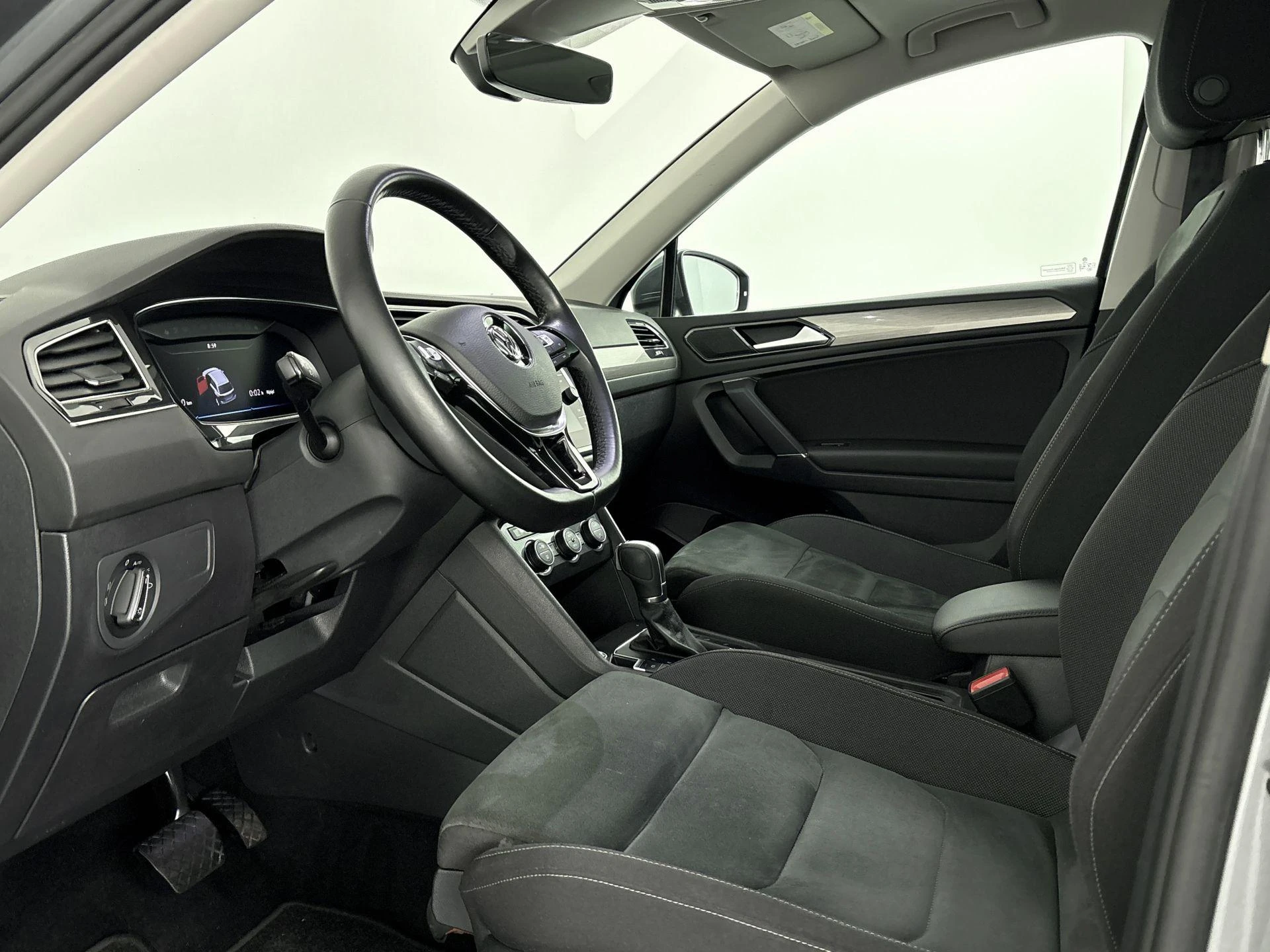 Volkswagen-Tiguan Allspace-image-17
