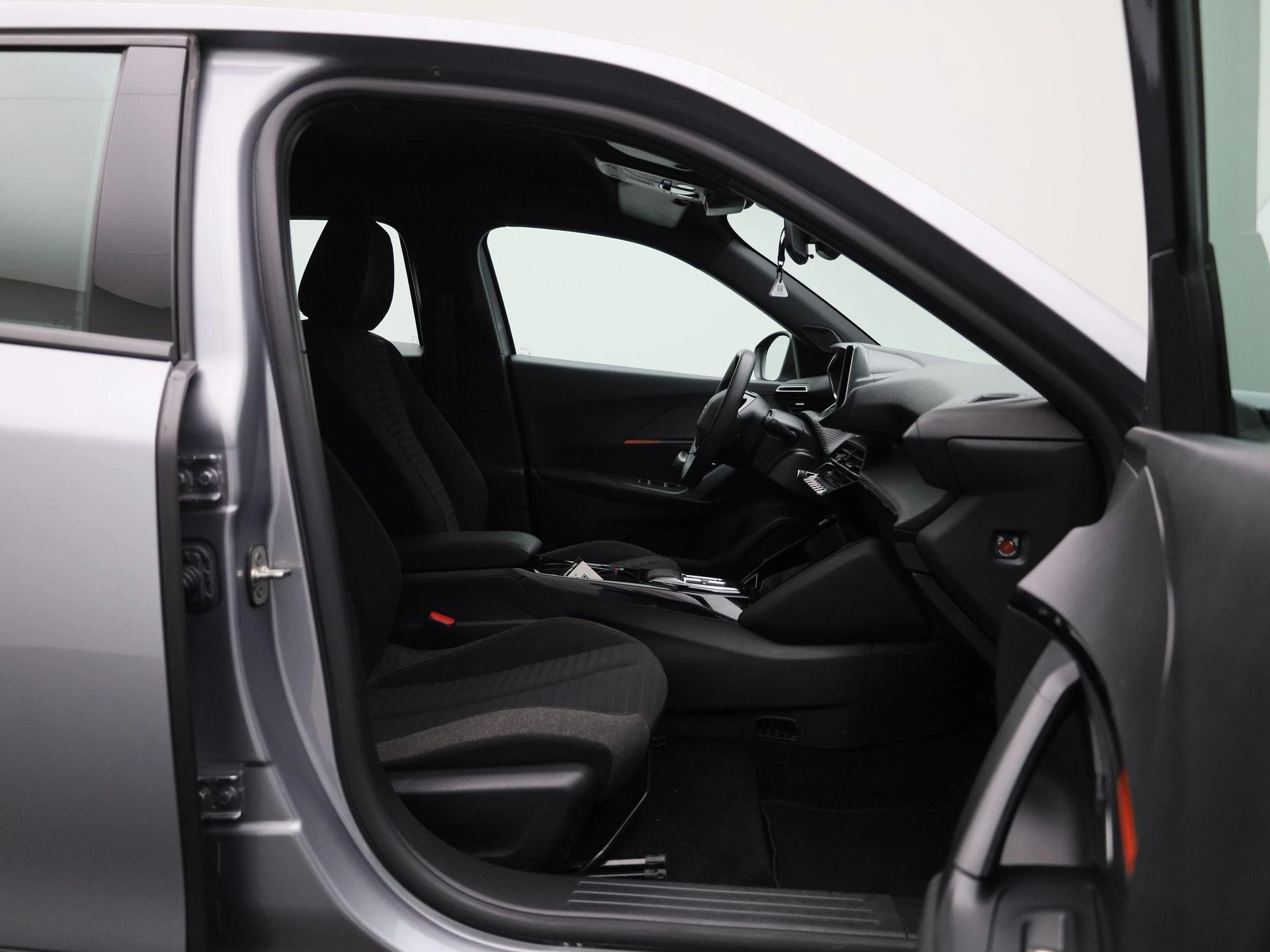 Peugeot e-2008 e-2008 Active Pack