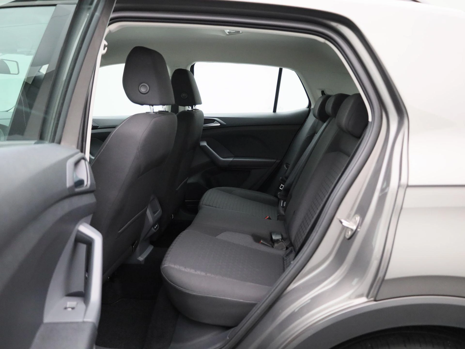 Volkswagen-T-Cross-image-9