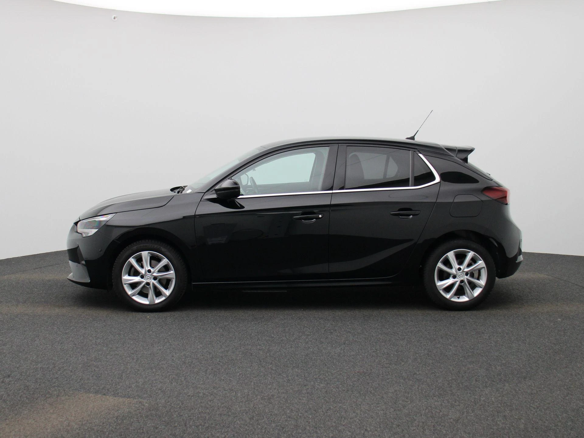 Opel-Corsa-image-3