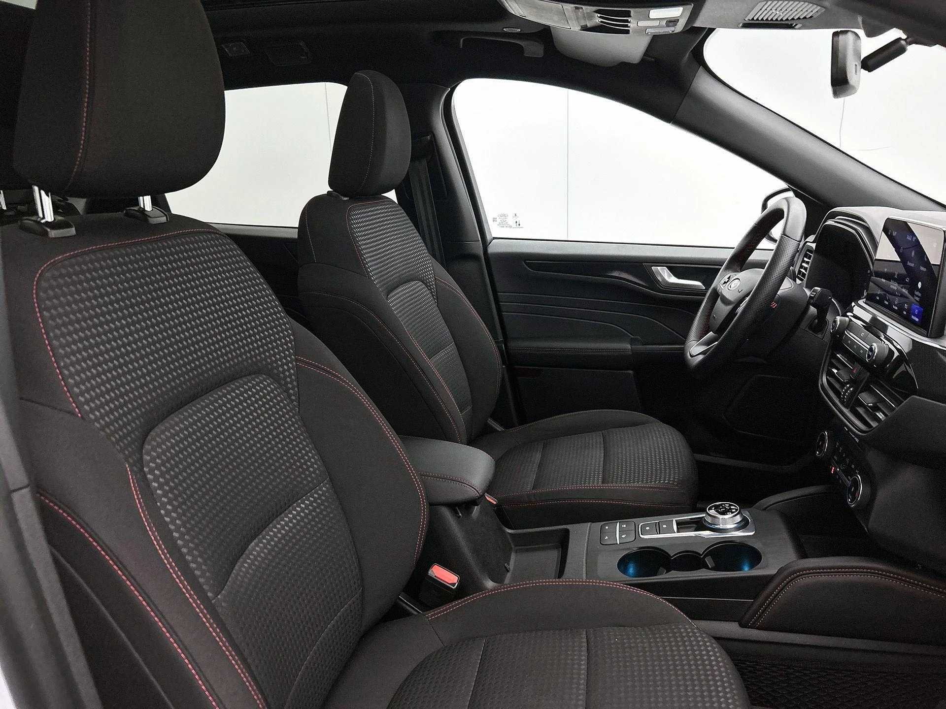 Ford-Kuga-image-35