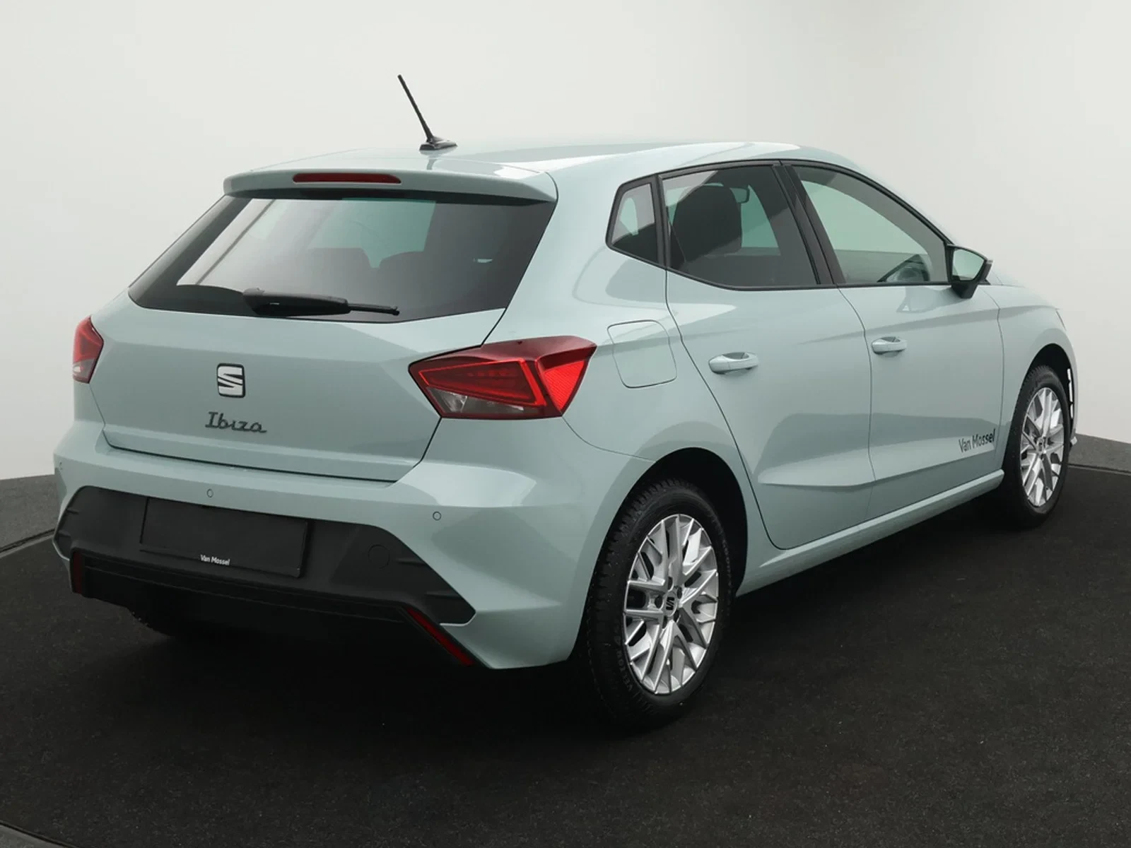 SEAT-Ibiza-image-1