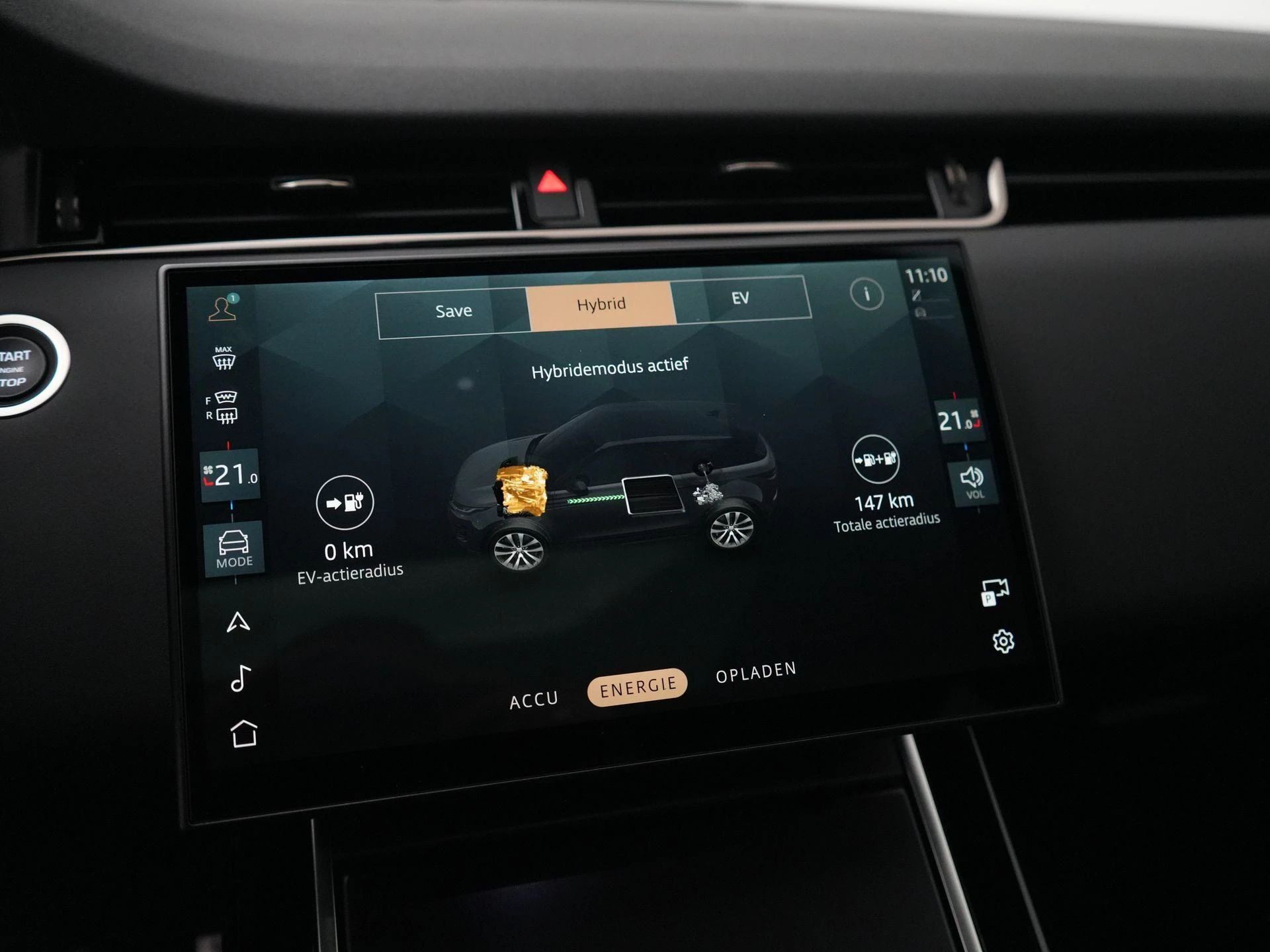 Land Rover-Range Rover Evoque-image-26