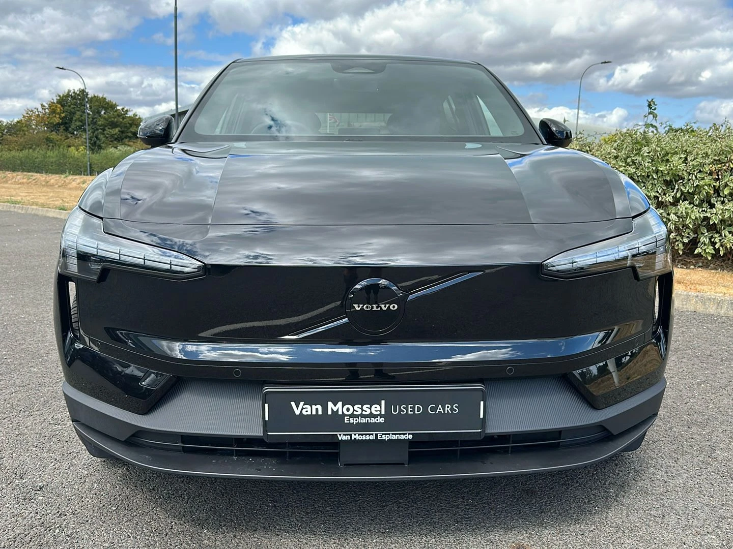 Volvo-EX30-image-4