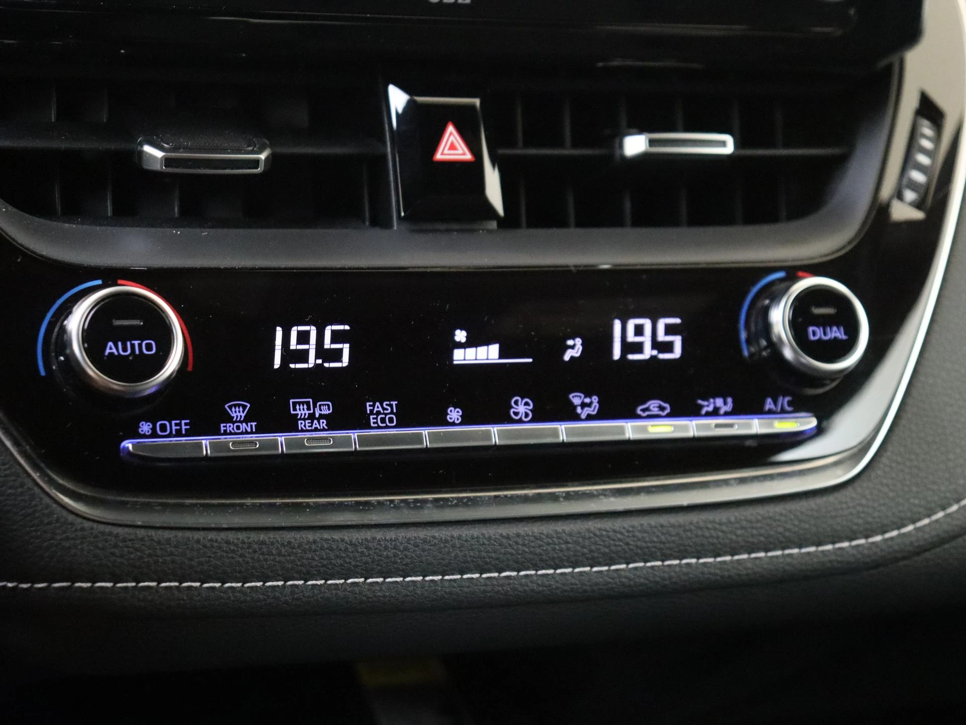 Toyota-Corolla-image-20