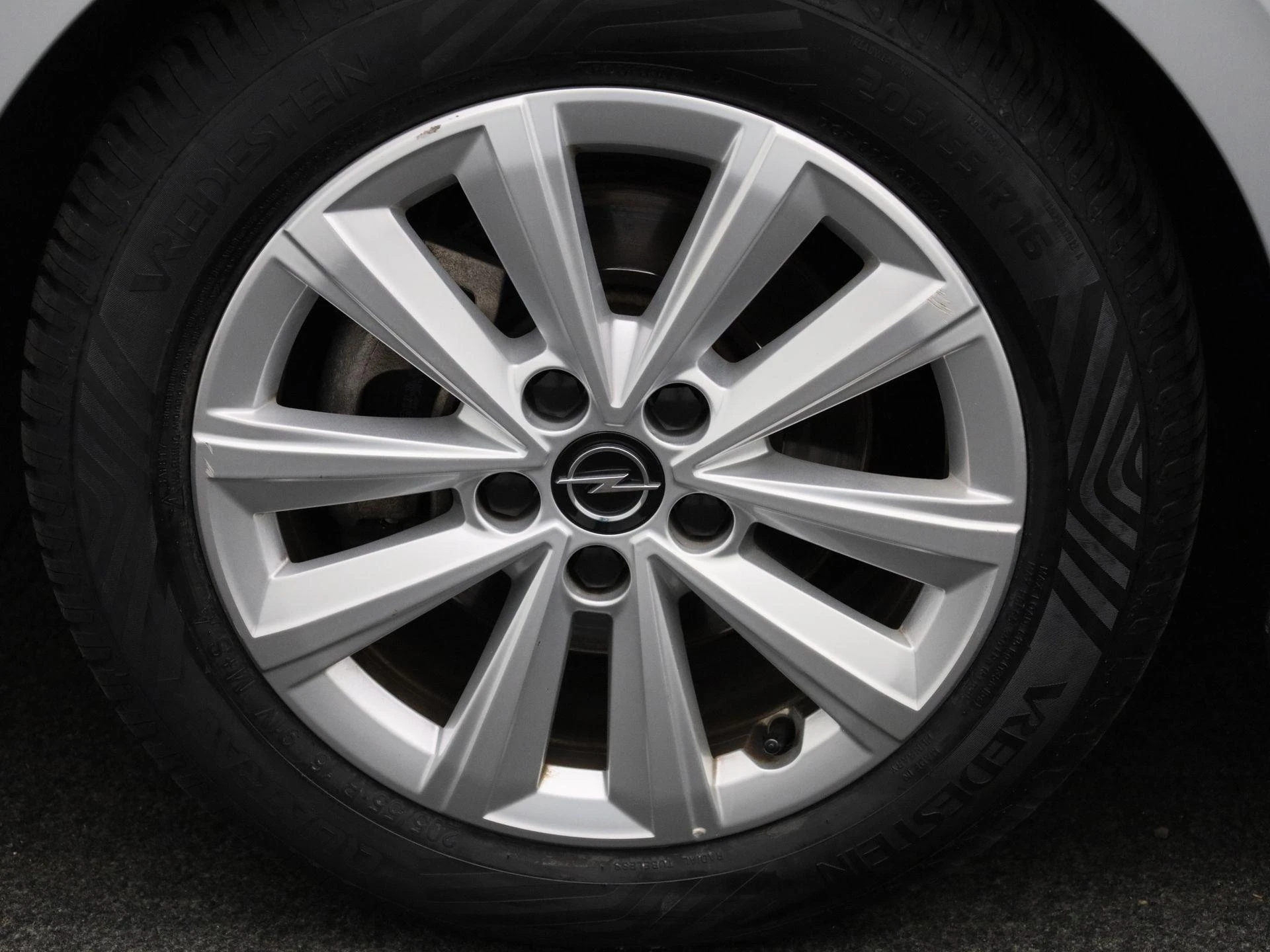 Opel Astra 1.2 Business Edition