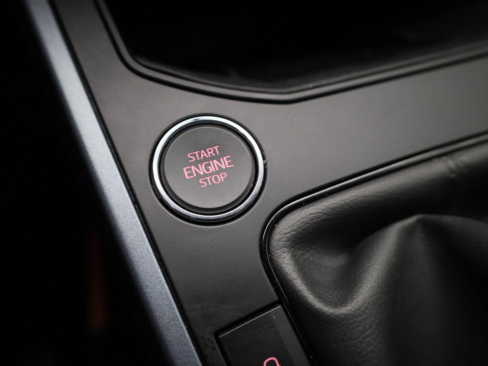 SEAT-Arona-image-21