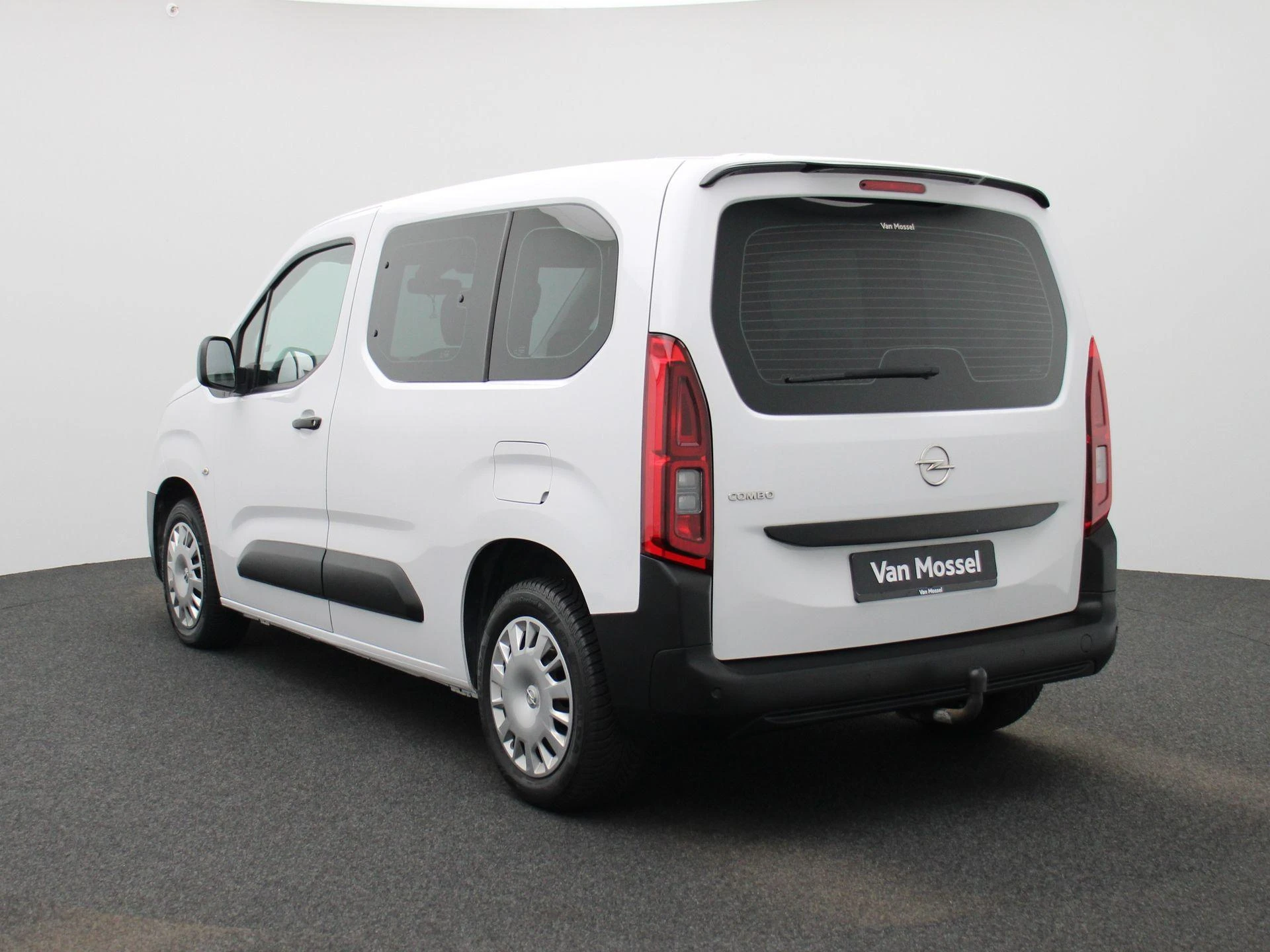 Opel-Combo-image-1