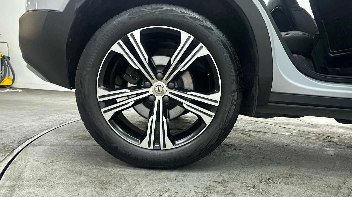 Volvo-XC40-image-9