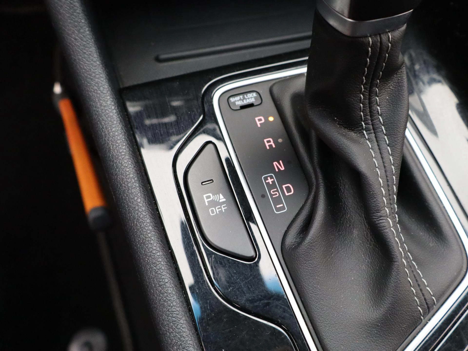 Kia-Niro-image-23