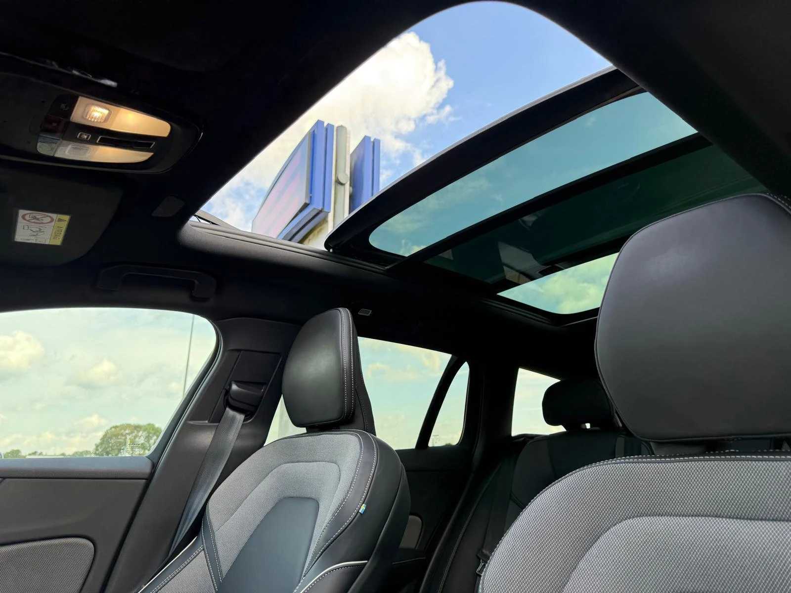 Volvo-V60-image-23