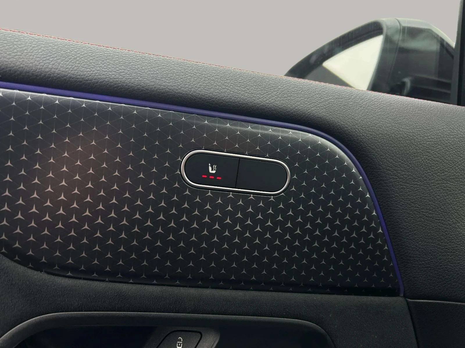 Mercedes-Benz-EQA-image-10