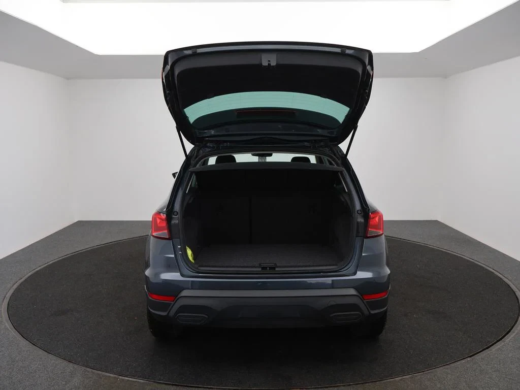 SEAT-Arona-image-11