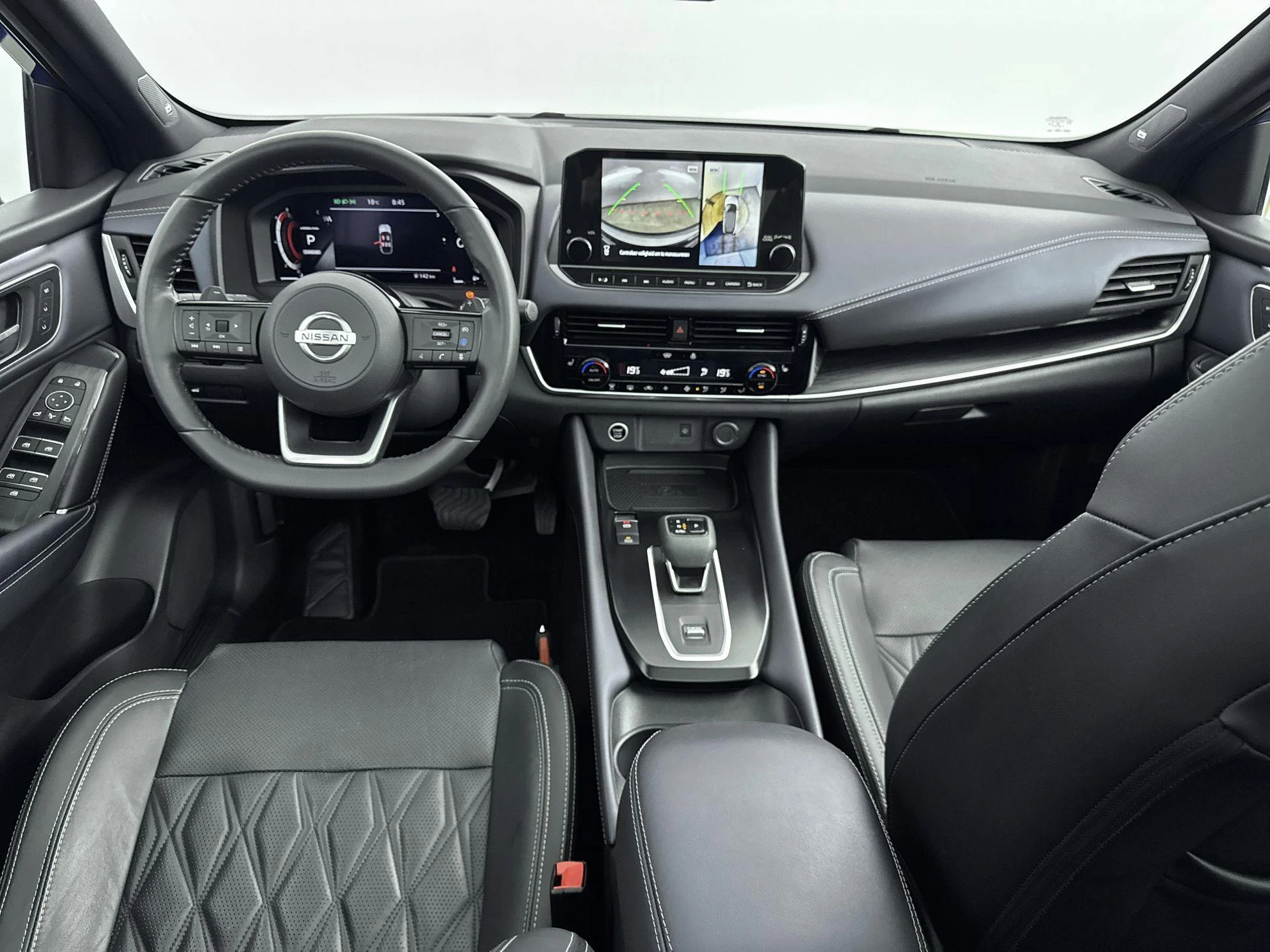 Nissan-QASHQAI-image-19