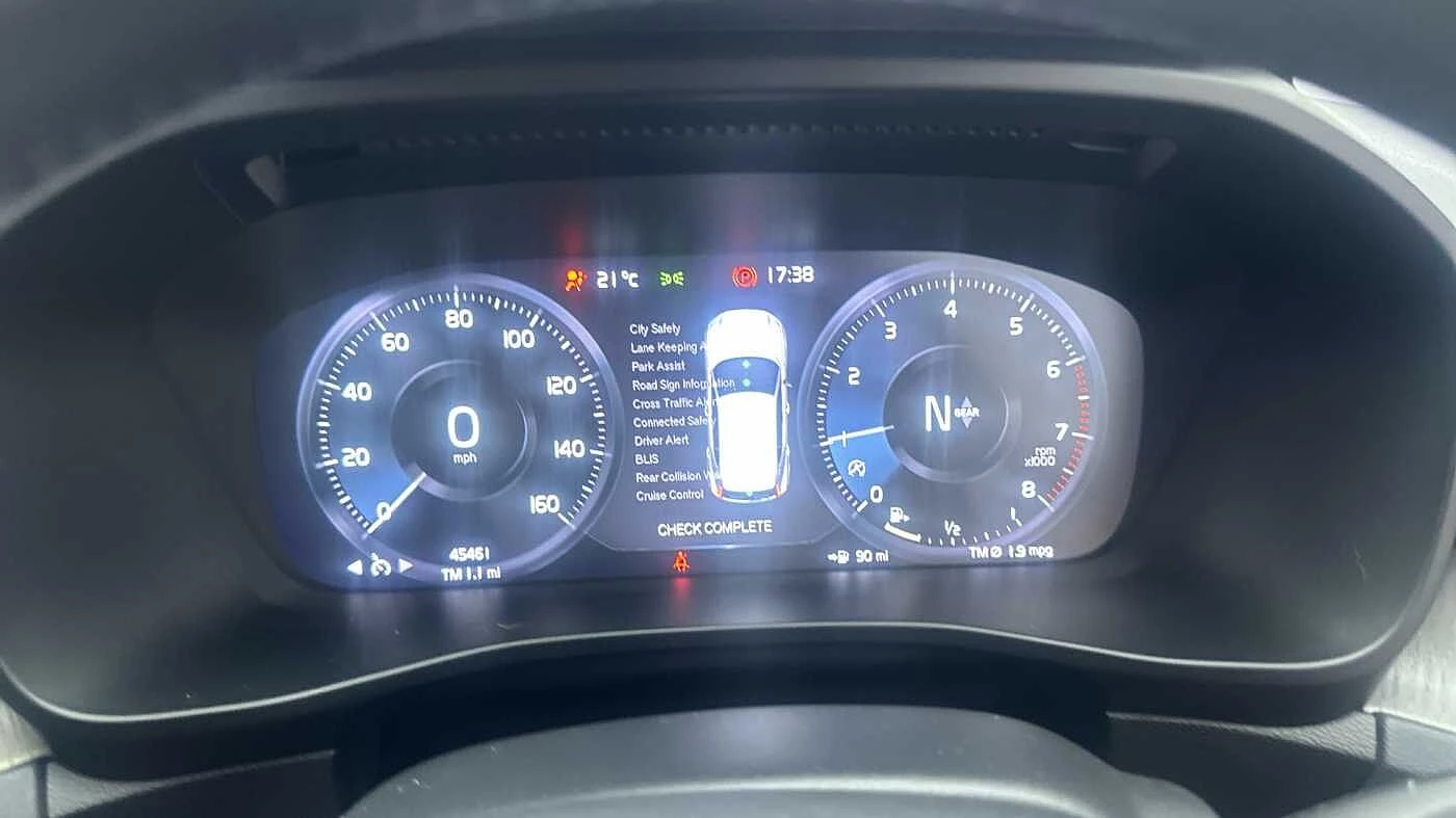 Volvo-XC40-image-12