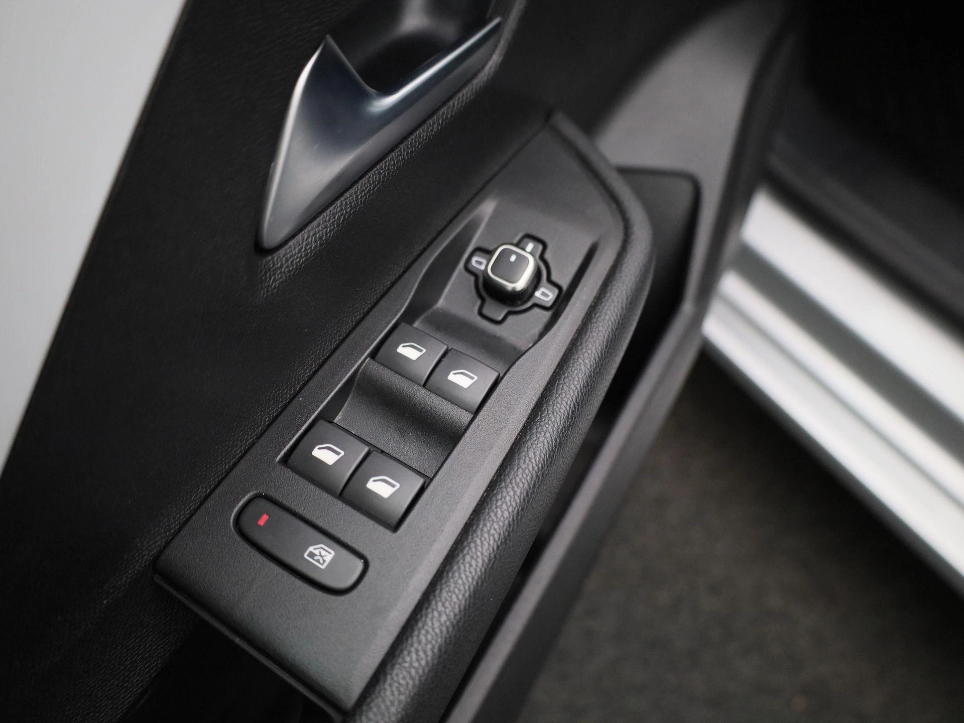 Opel-Astra-image-21