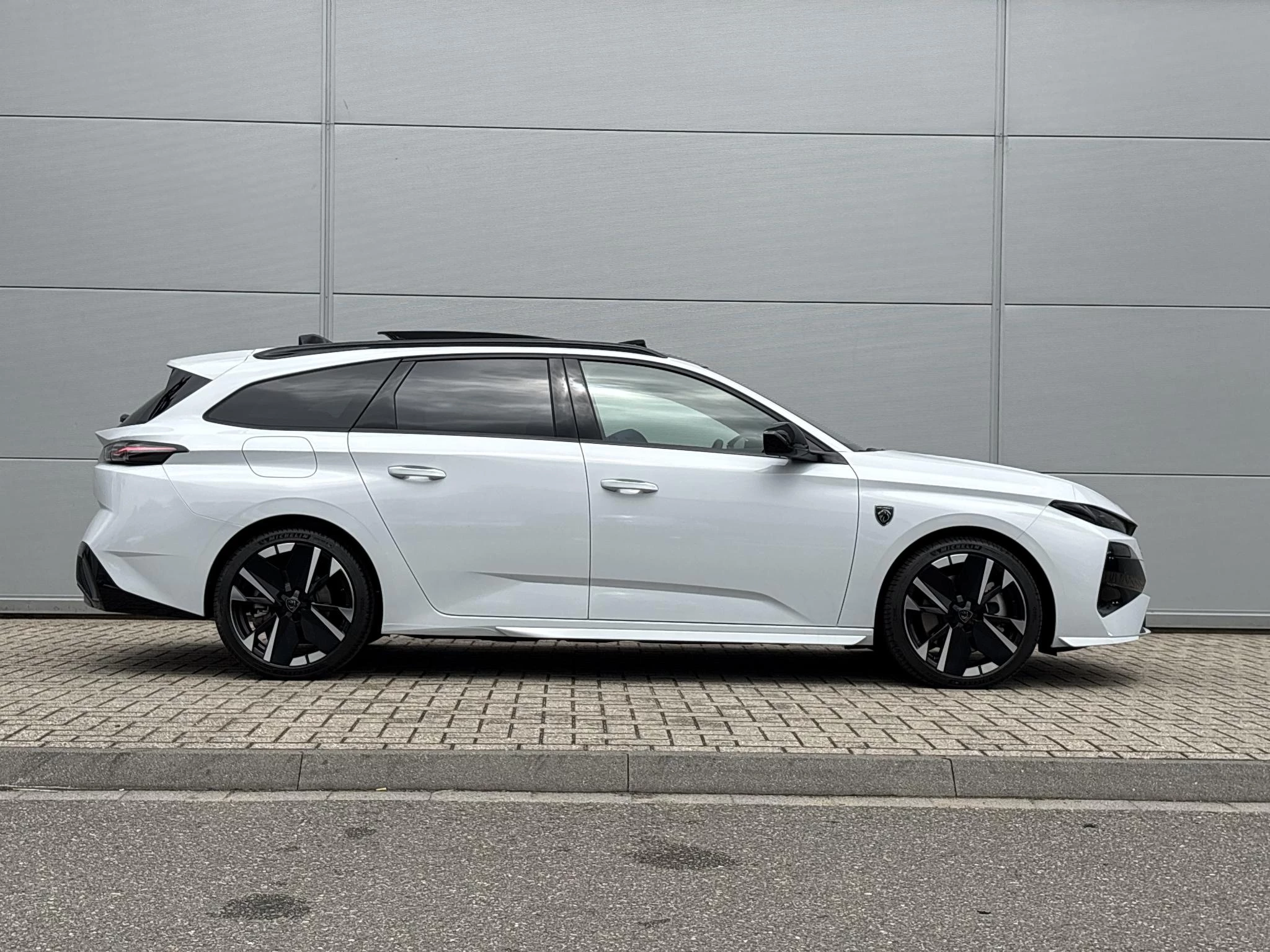 Peugeot 308 SW 1.6 Plug-in Hybrid 195 GT