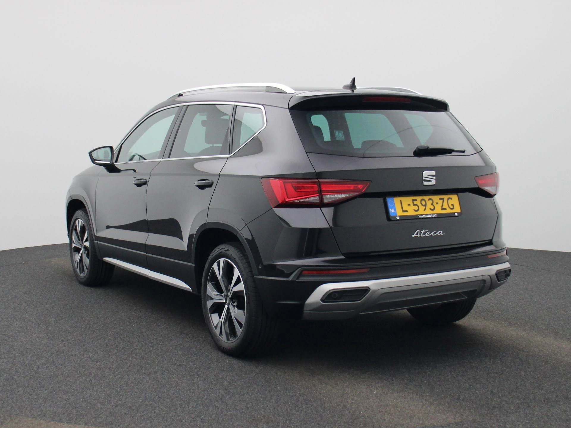 SEAT-Ateca-image-1