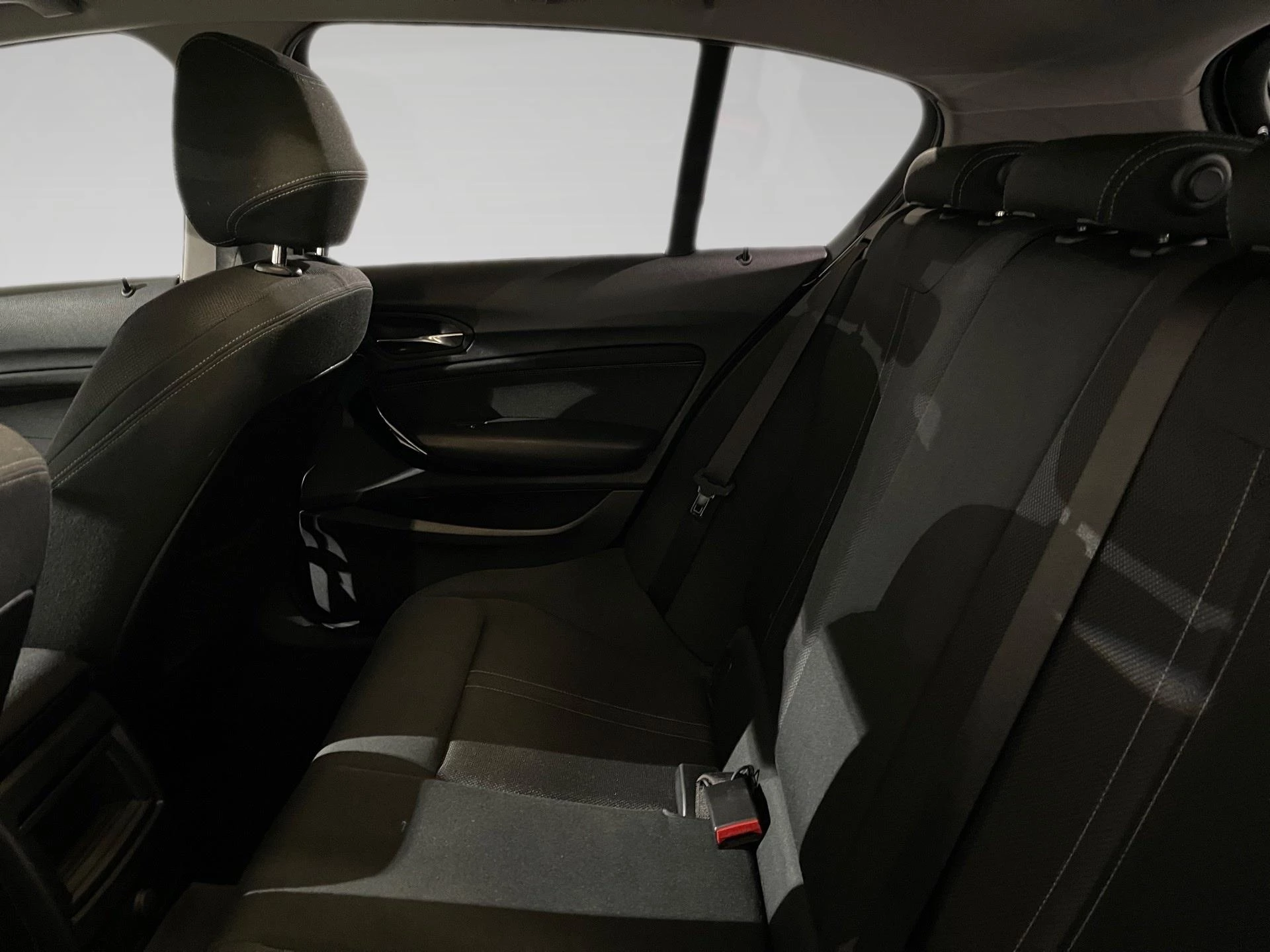 BMW-Série 1-image-10