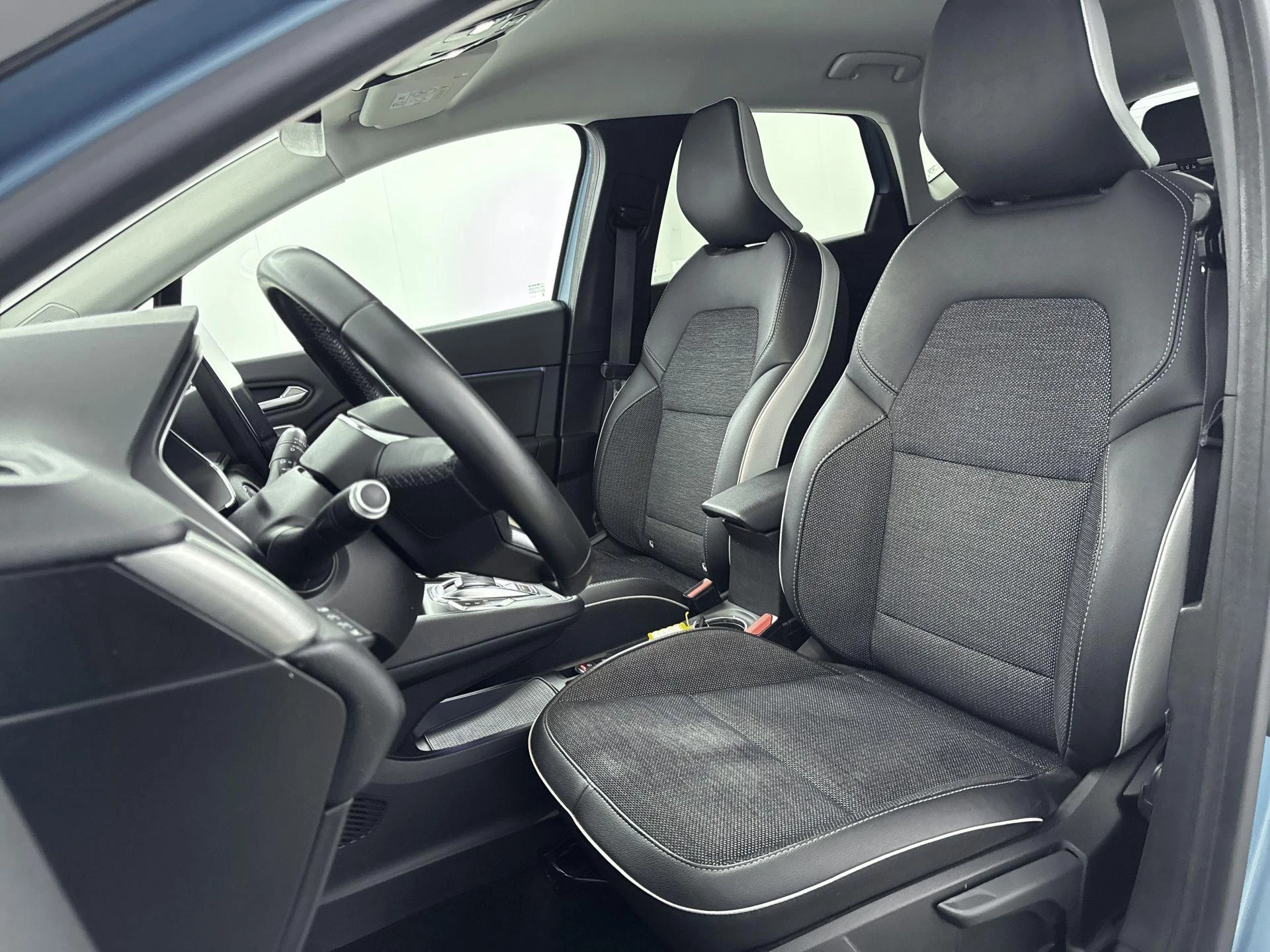 Renault-Captur-image-27