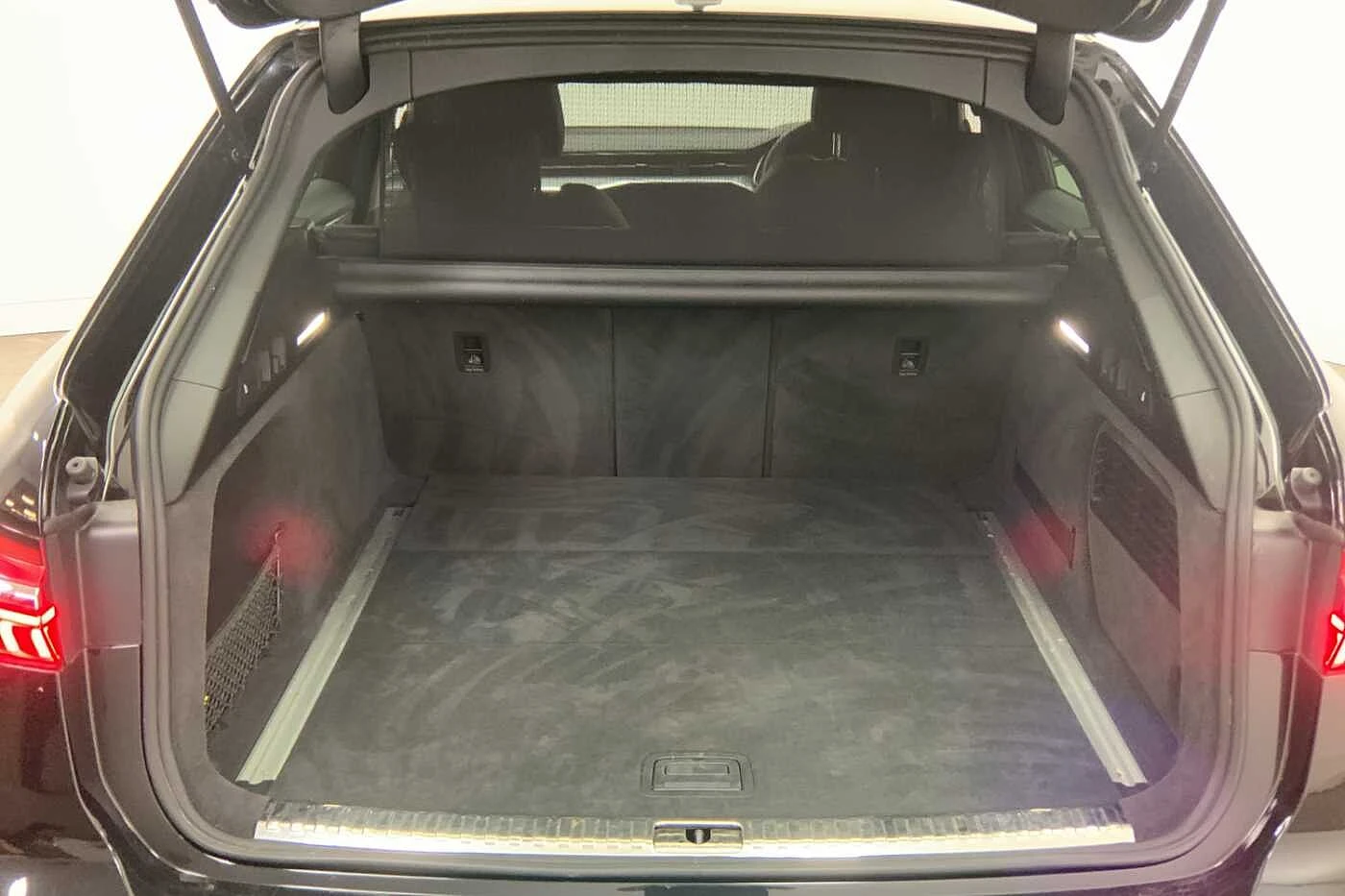 Audi-A6-image-16