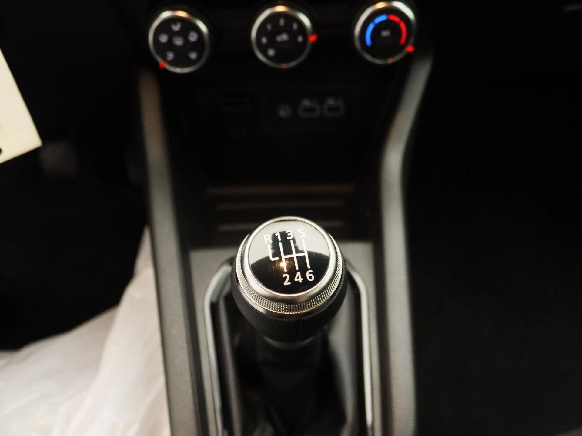 Renault-Clio-image-10