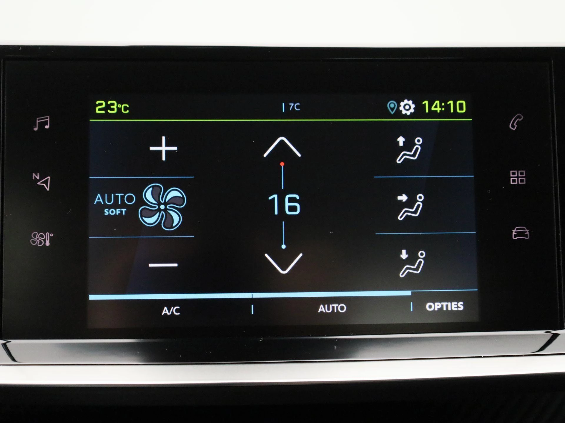 Peugeot e-2008 EV Active 50 kWh