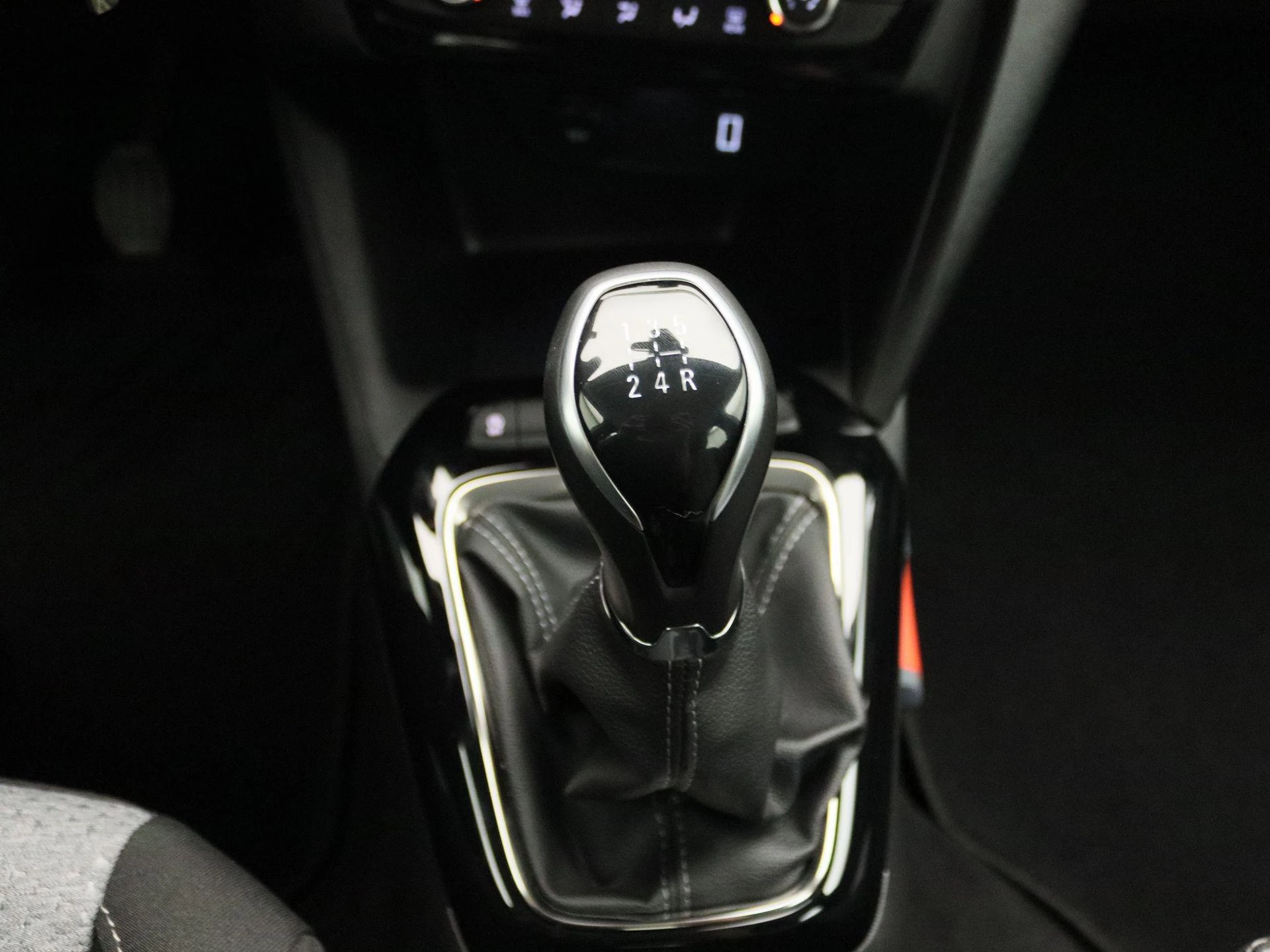 Opel-Corsa-image-11