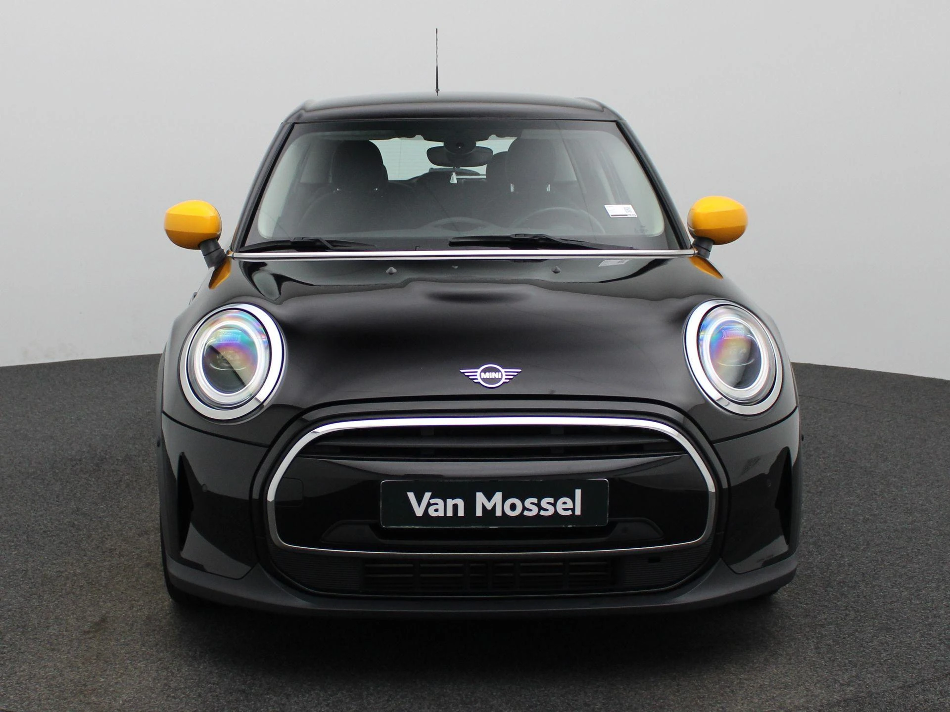 MINI-One-image-2