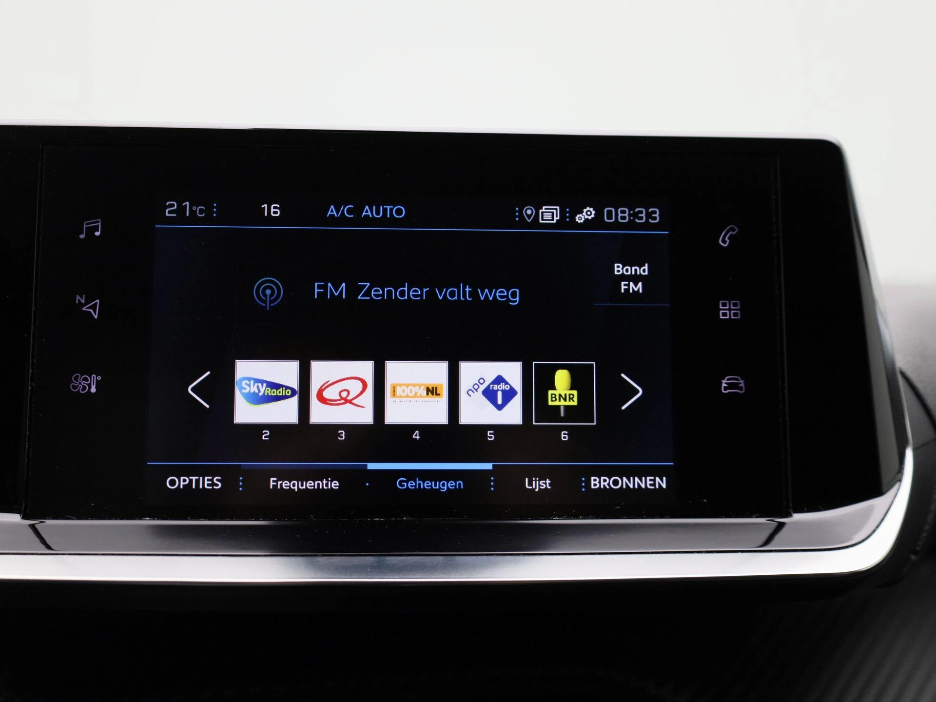 Peugeot 2008 1.2 PureTech Allure