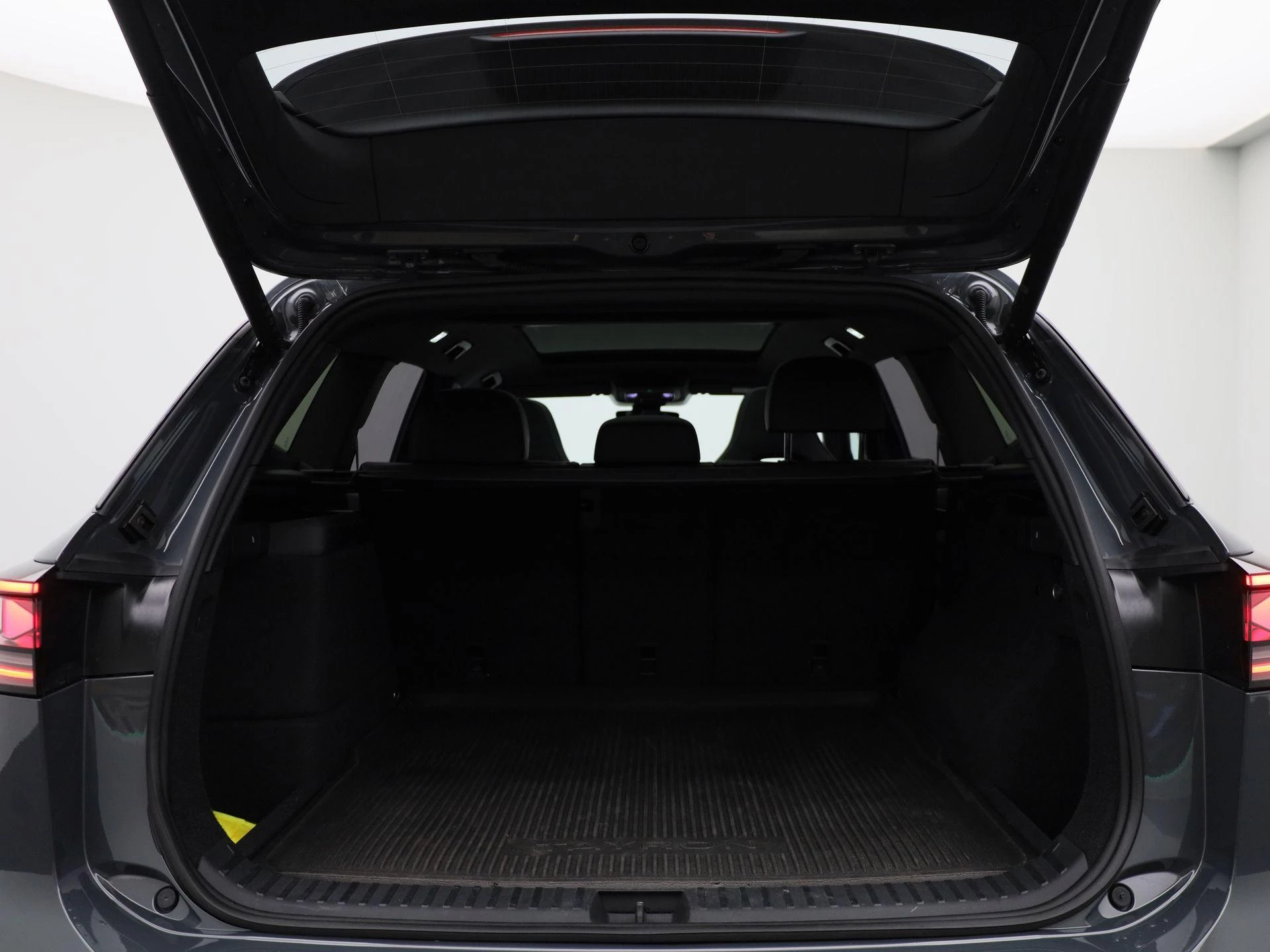 Volkswagen Tayron 1.5 eHybrid R-Line Edition 204 PK|