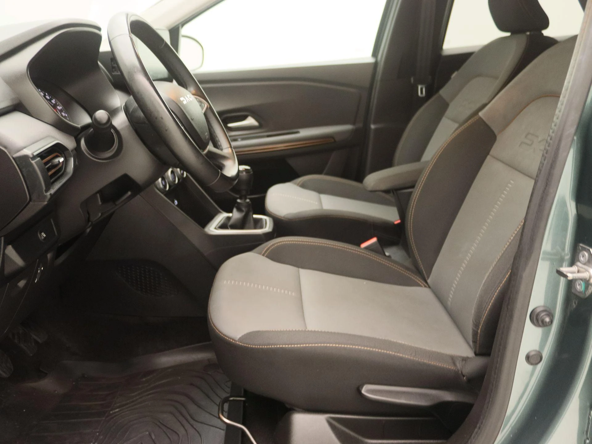 Dacia-Jogger-image-11