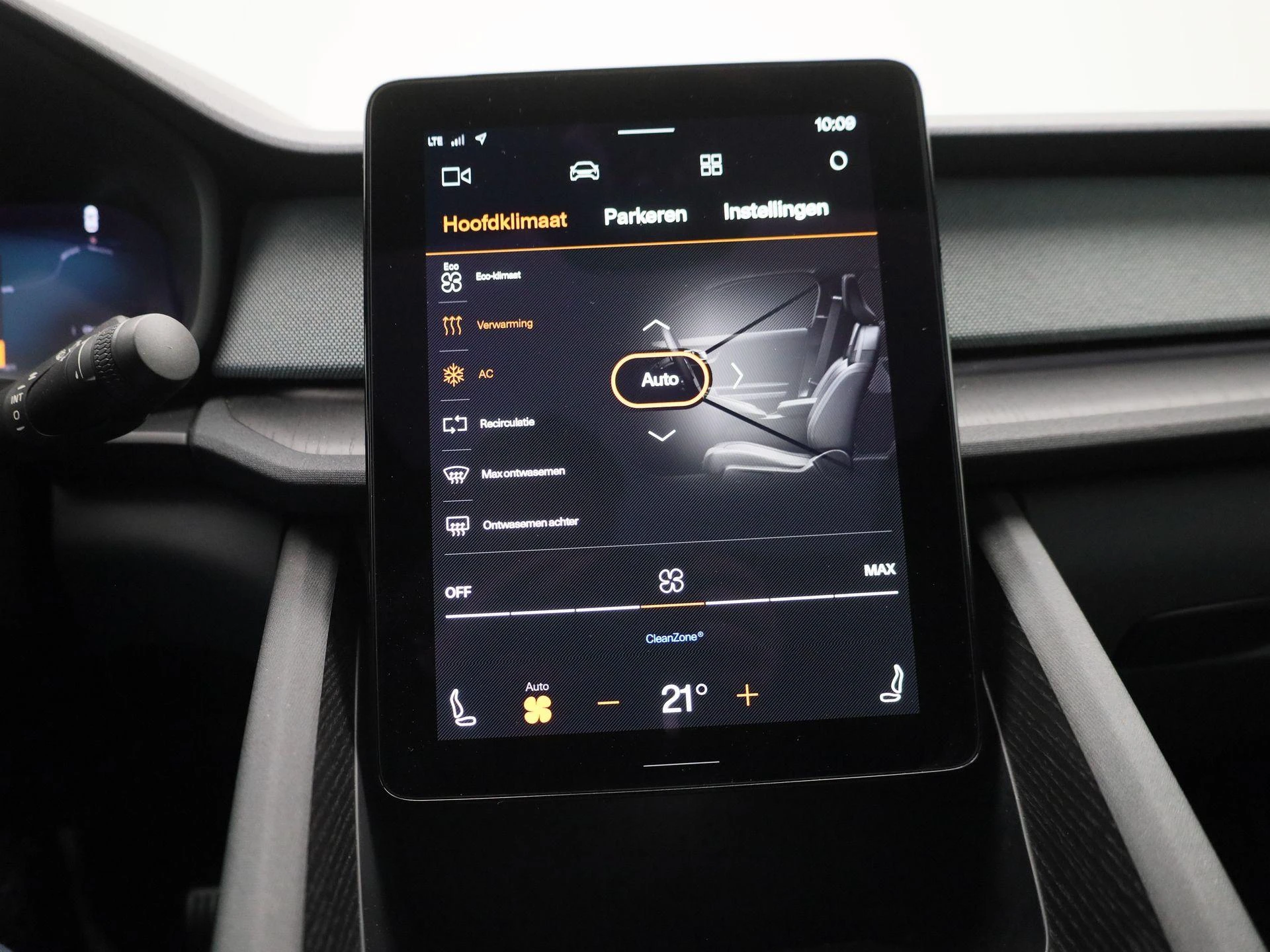 Polestar-2-image-17