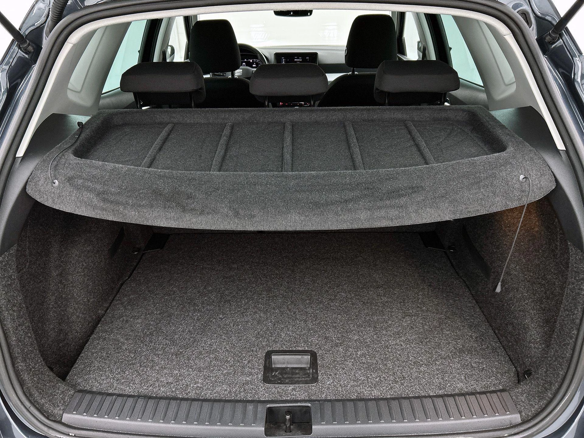 SEAT-Arona-image-21
