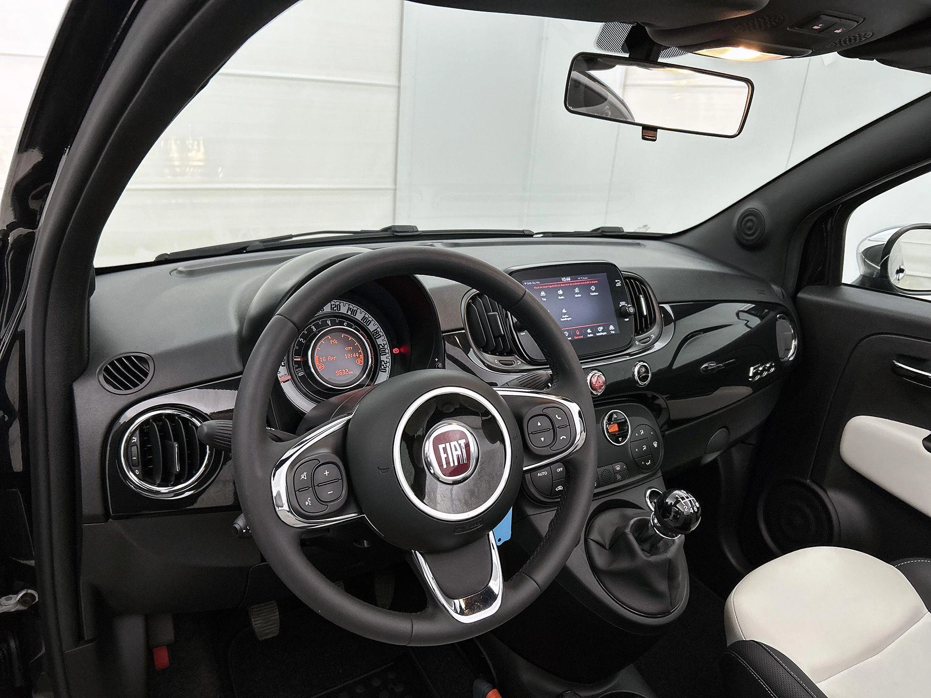 Fiat-500C-image-16